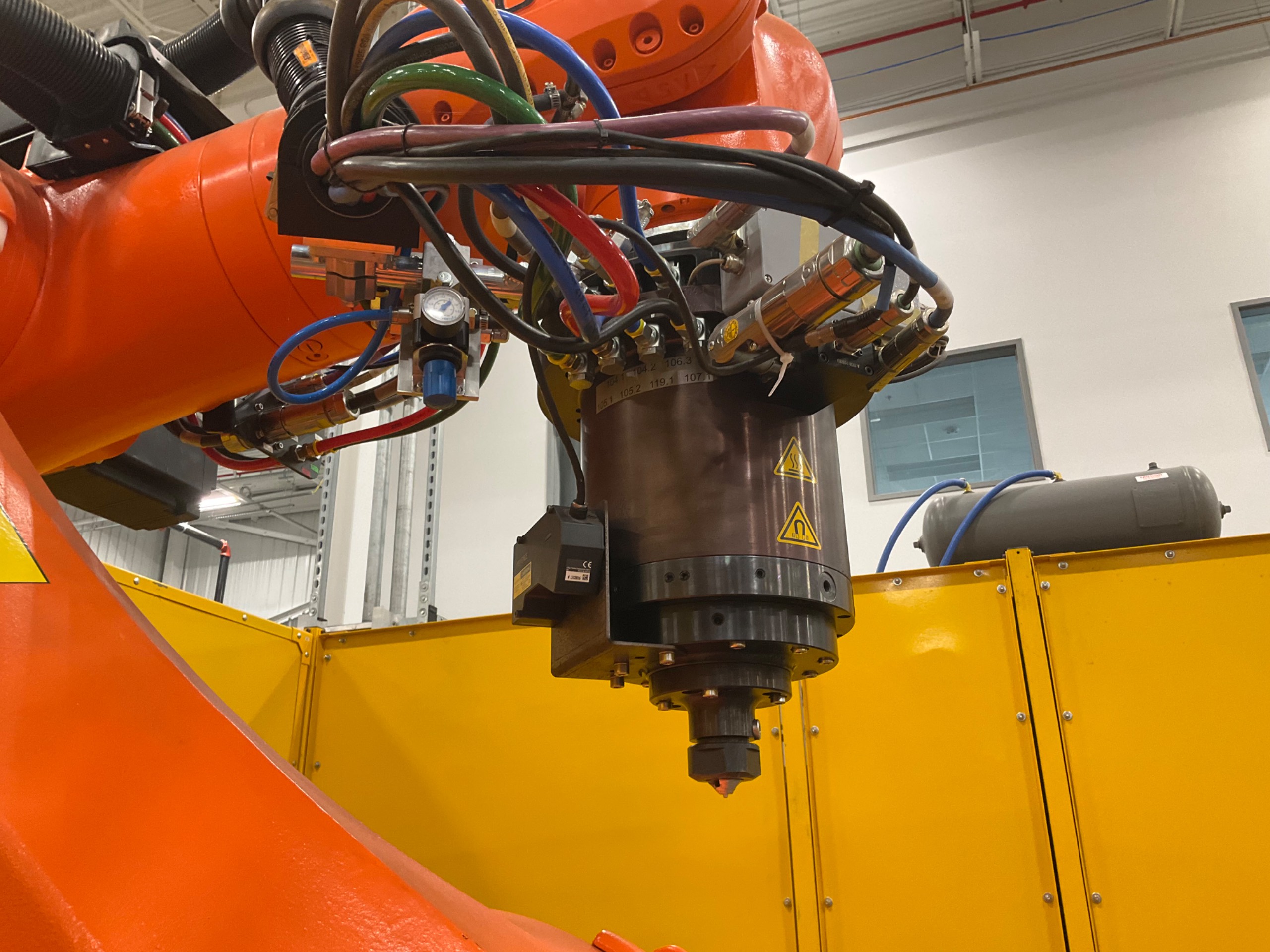 2021 KUKA KR 500 R2830 ROBOT & CONTROLLER ASSEMBLY - undefined