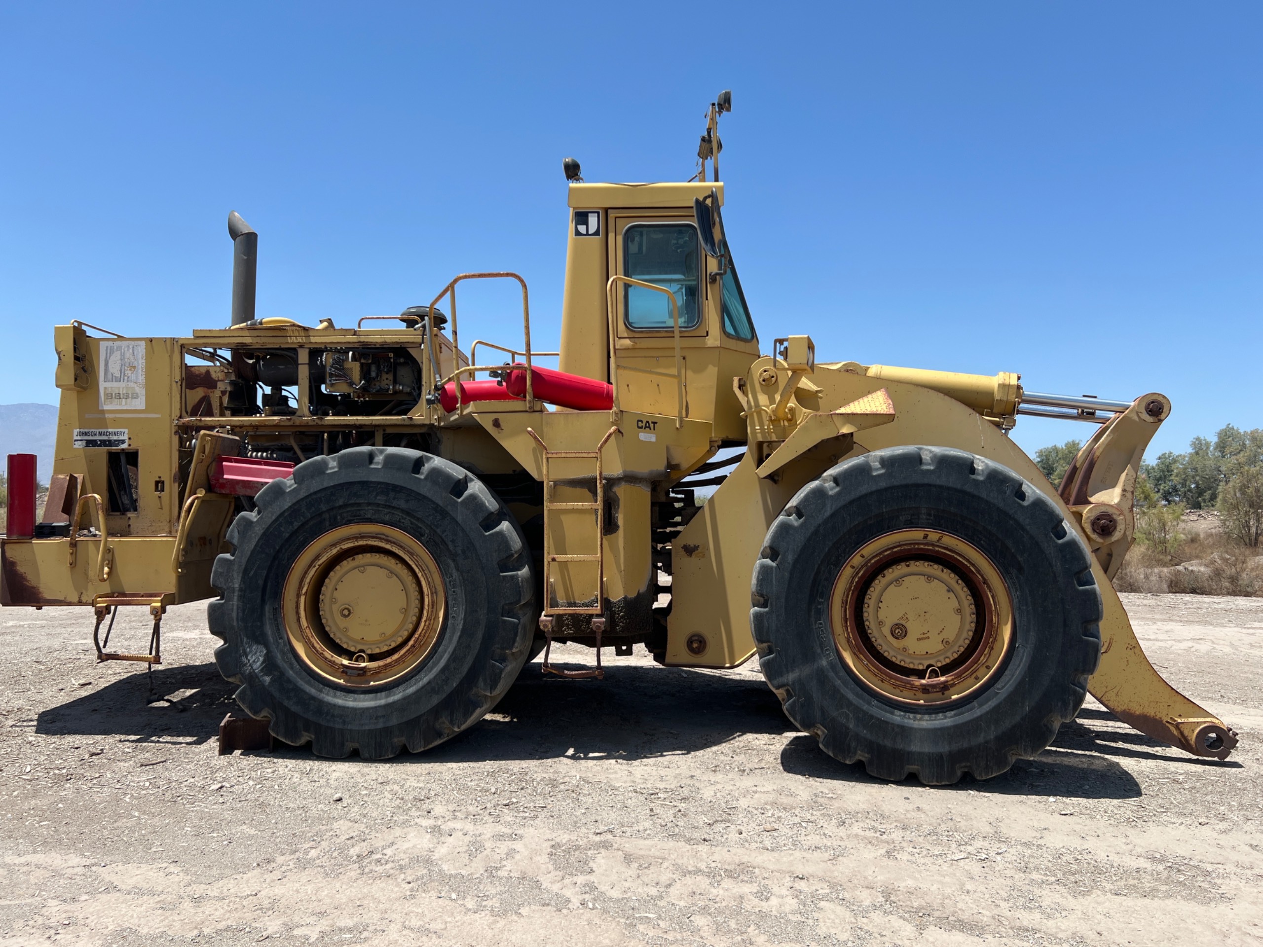 CATERPILLAR 988B WHEEL LOADER - undefined