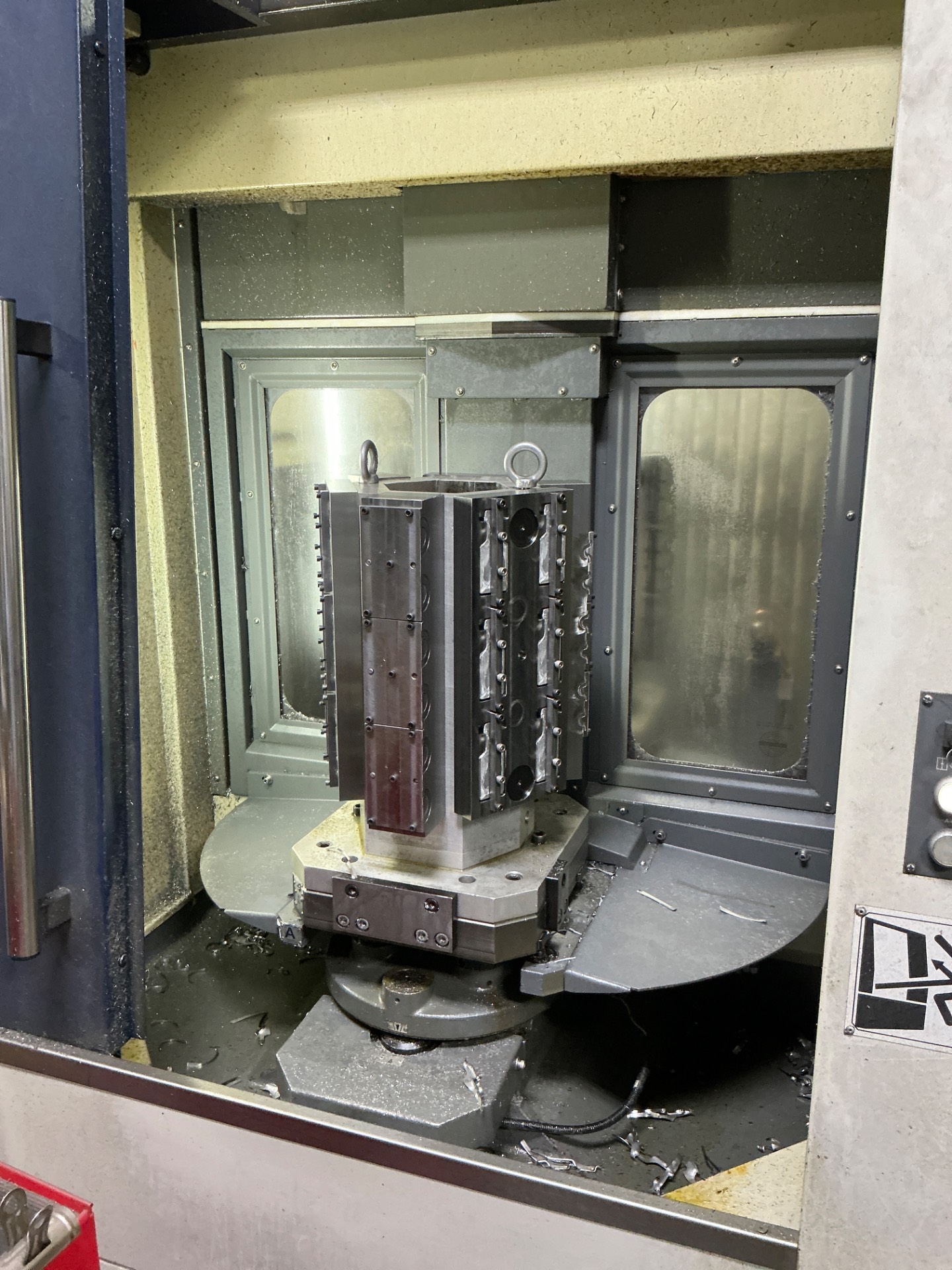 2014 KIWA KMH-300-F001 HORIZONTAL MACHINING CENTER 4-AXIS, 15K RPM, BT30 - undefined
