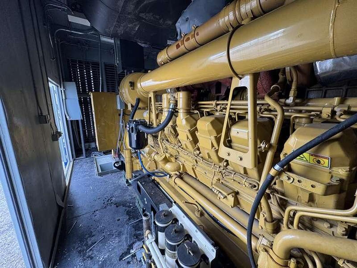 2007 CATERPILLAR 3516C DIESEL GENERATOR 2000KW - undefined