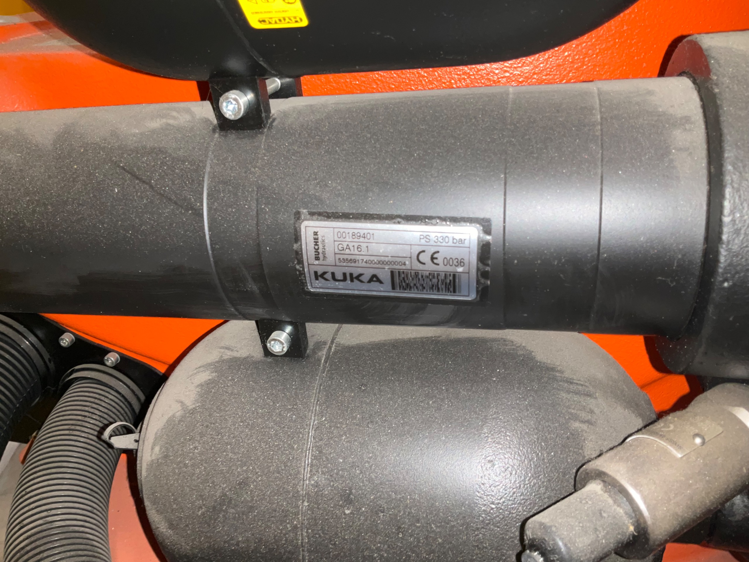 2021 KUKA KR 500 R2830 ROBOT & CONTROLLER ASSEMBLY - undefined