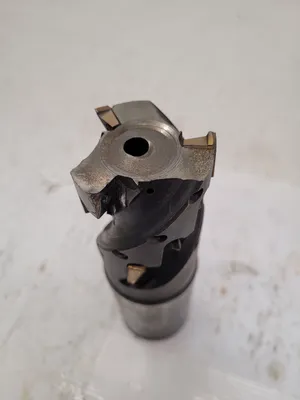 KENNAMETAL K2003R402AN25408C 2" INDEXABLE MILLING CUTTER 2" SHANK - undefined