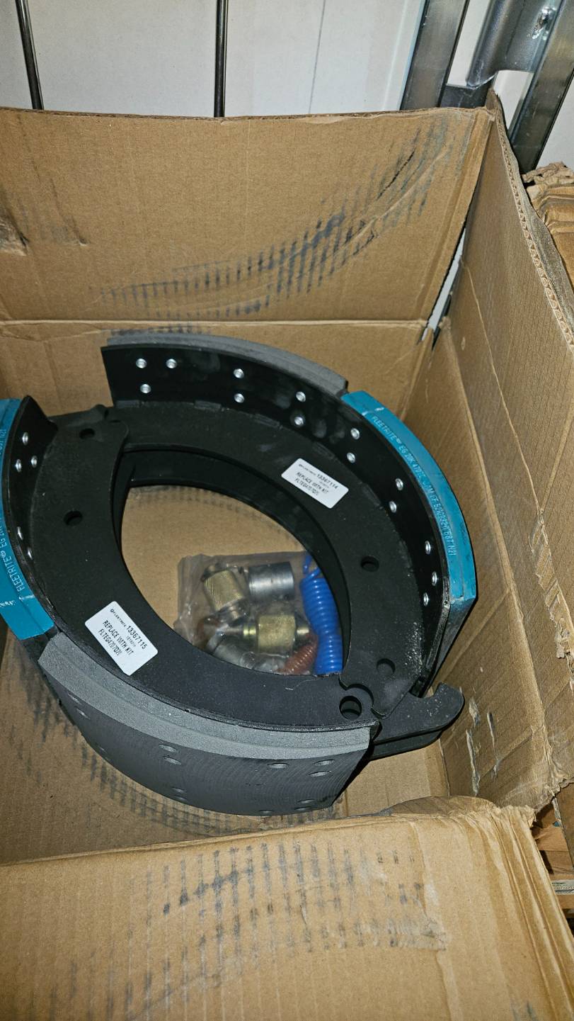 FLEETRITE FLTEG4707Q20 BRAKE SHOE KIT - CASE OF 13 - undefined