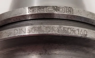 SECO DIN50ADM TOOL HOLDER CAT 50 BORE: 37MM BODY: 2.83” PROJECTION: 6.50” OAL: 10-5/8” - undefined