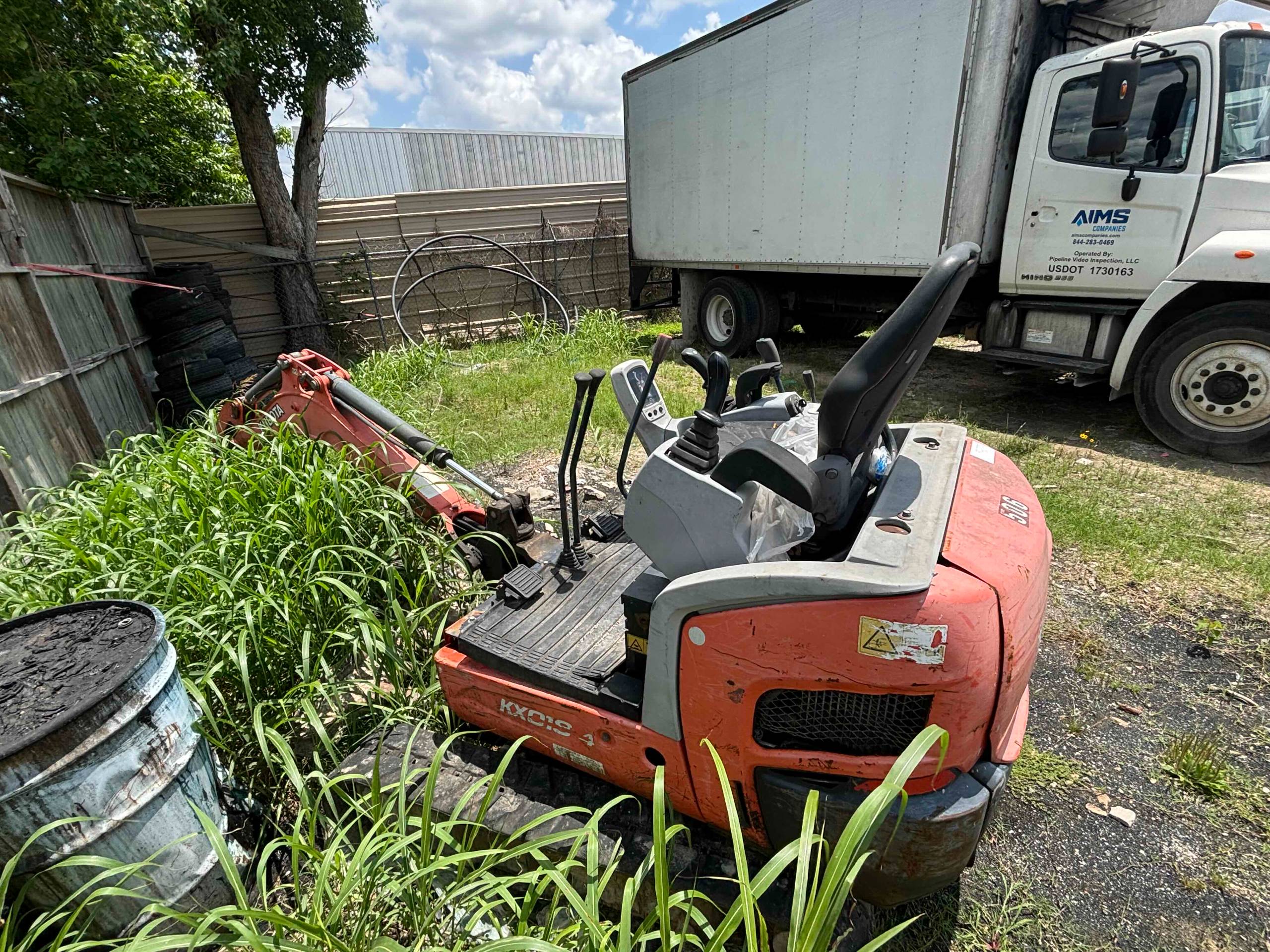 2017 KUBOTA KX018 4 MINI EXCAVATOR - undefined
