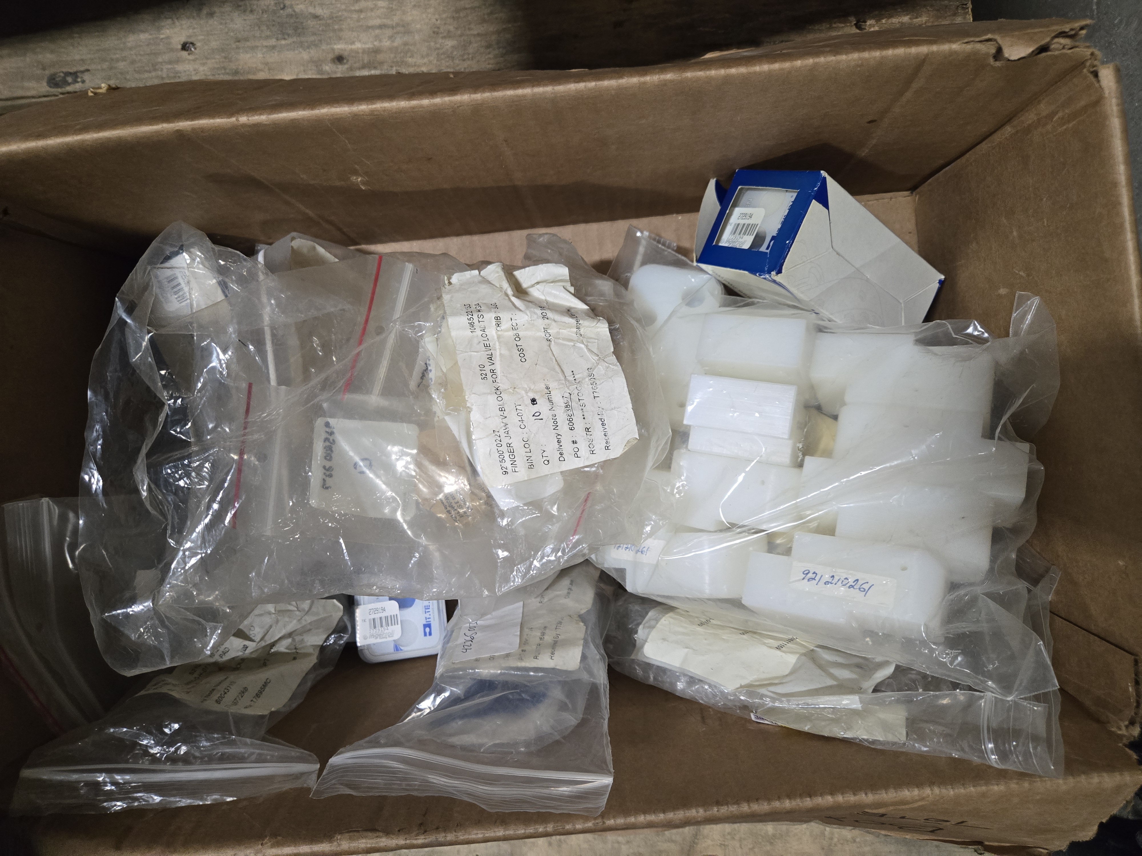 BULK QTY OF ASSORTED TOOLING - undefined