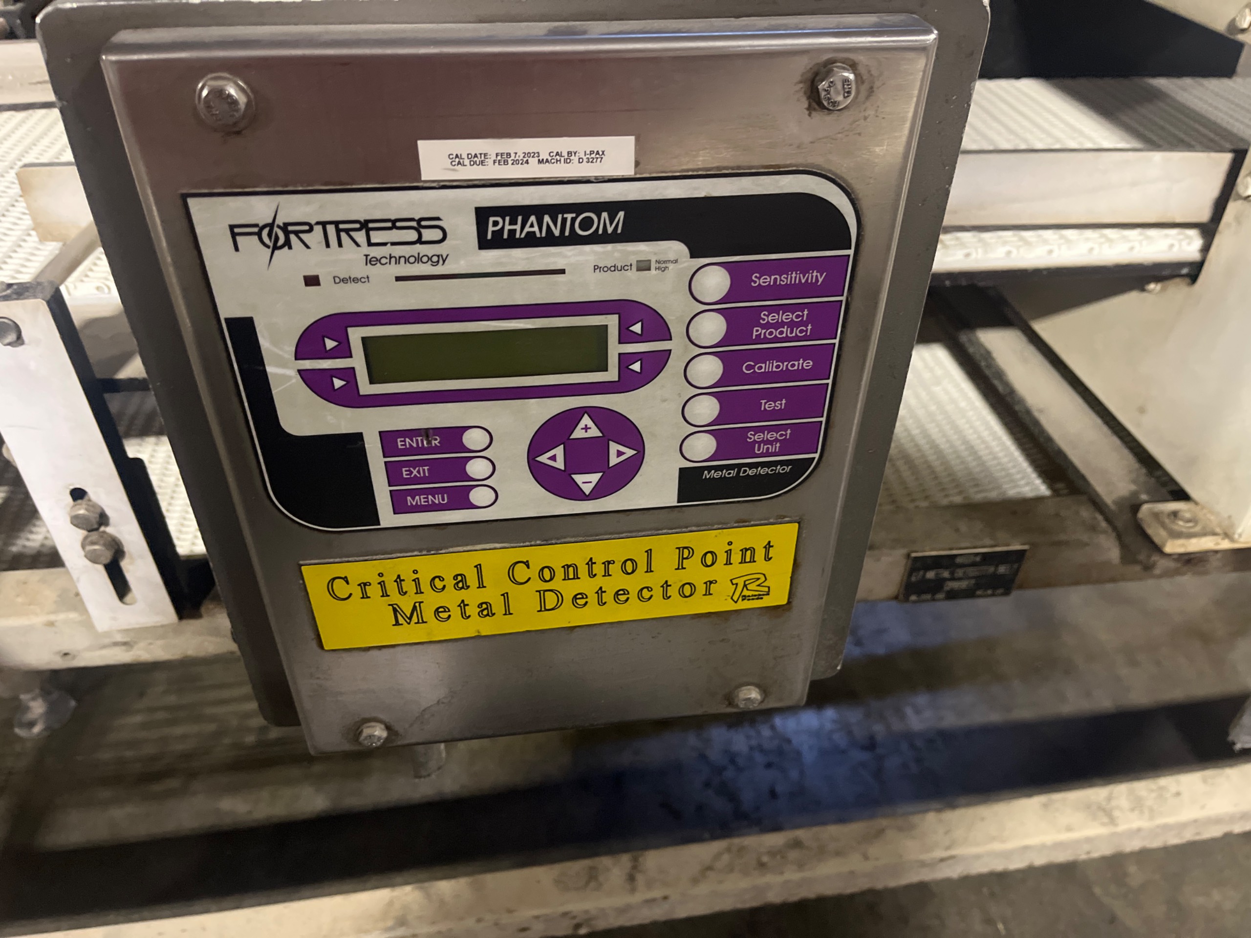 FORTRESS PHANTOM CONVEYOR METAL DETECTOR - undefined