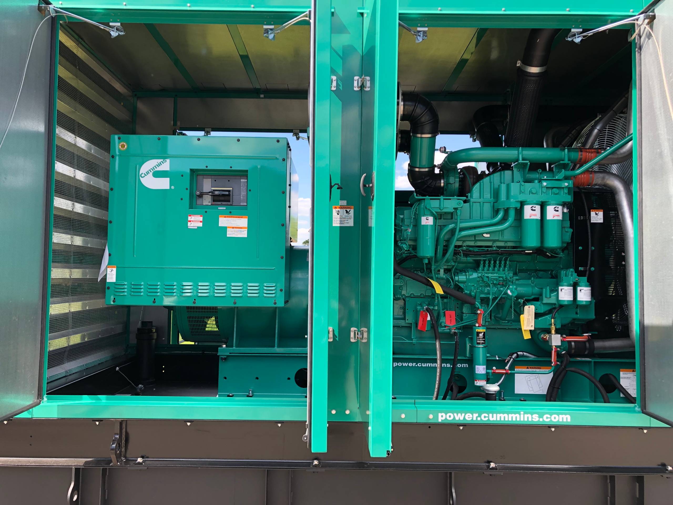 2025 CUMMINS DQFAD 1000 KW DIESEL GENERATOR - undefined