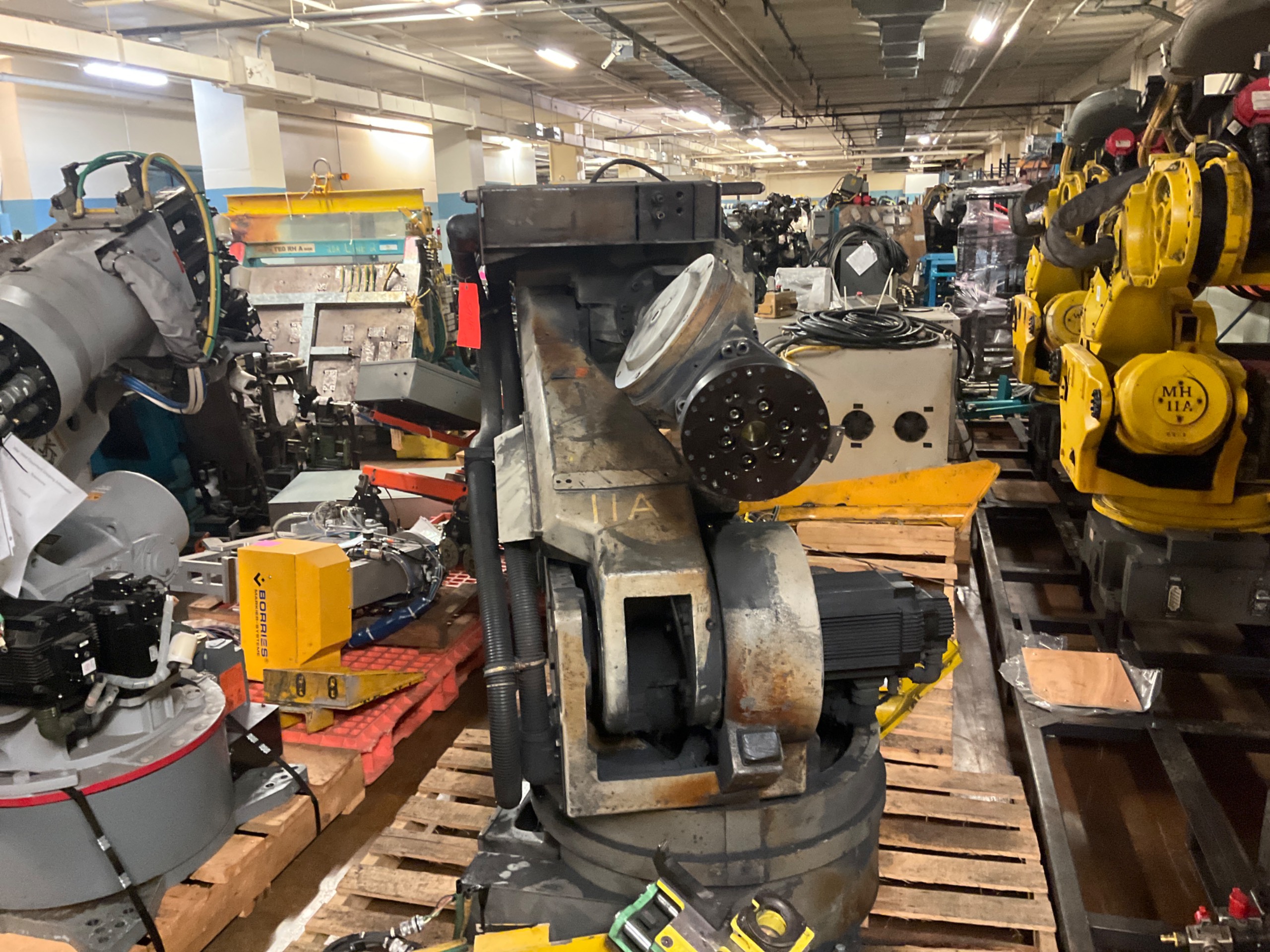 YASKAWA MOTOMAN-UP200 ARTICULATED ROBOT - undefined