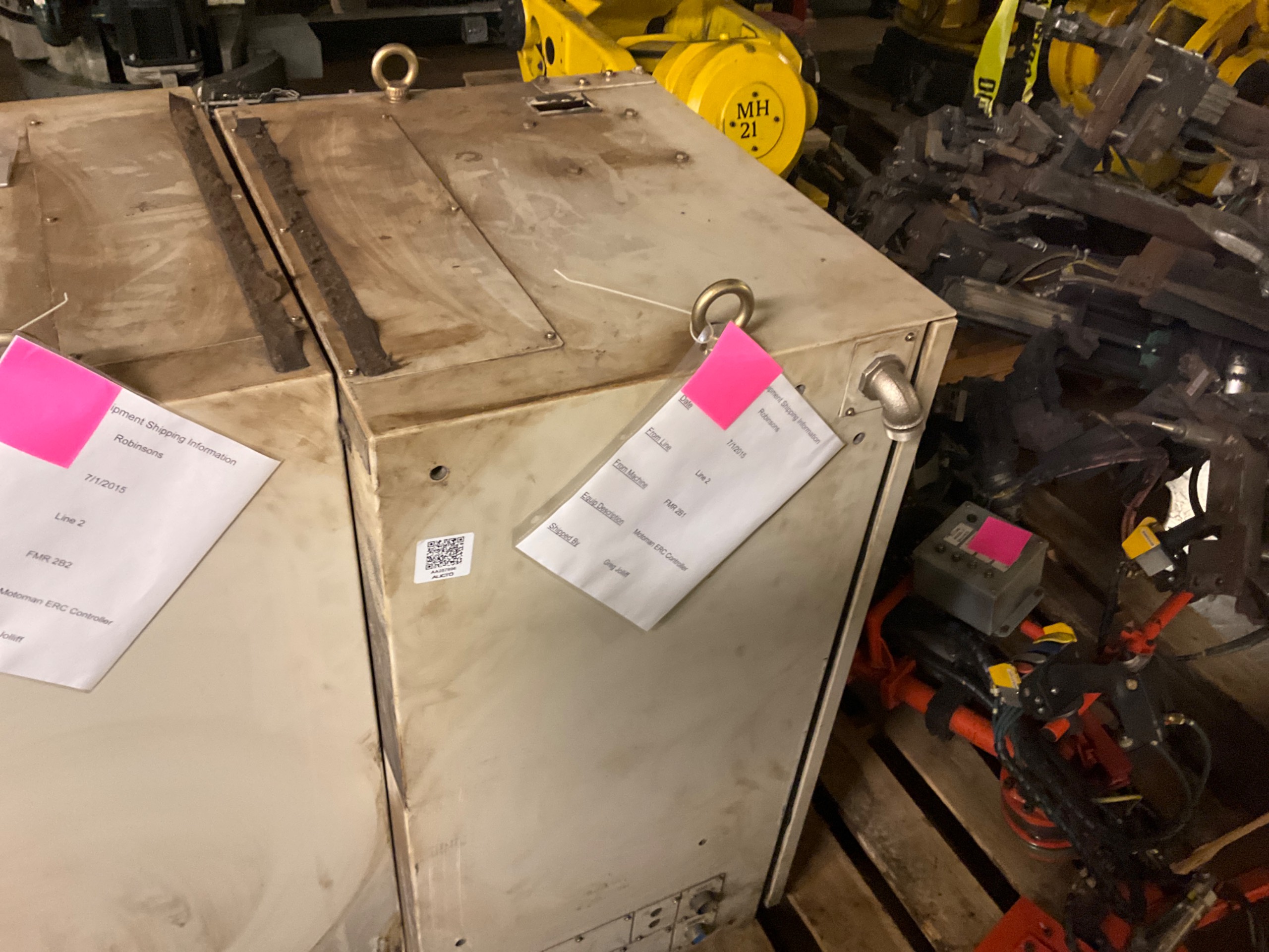 1992 YASKAWA YASNAC ERC K10S ROBOT CONTROLLER - undefined