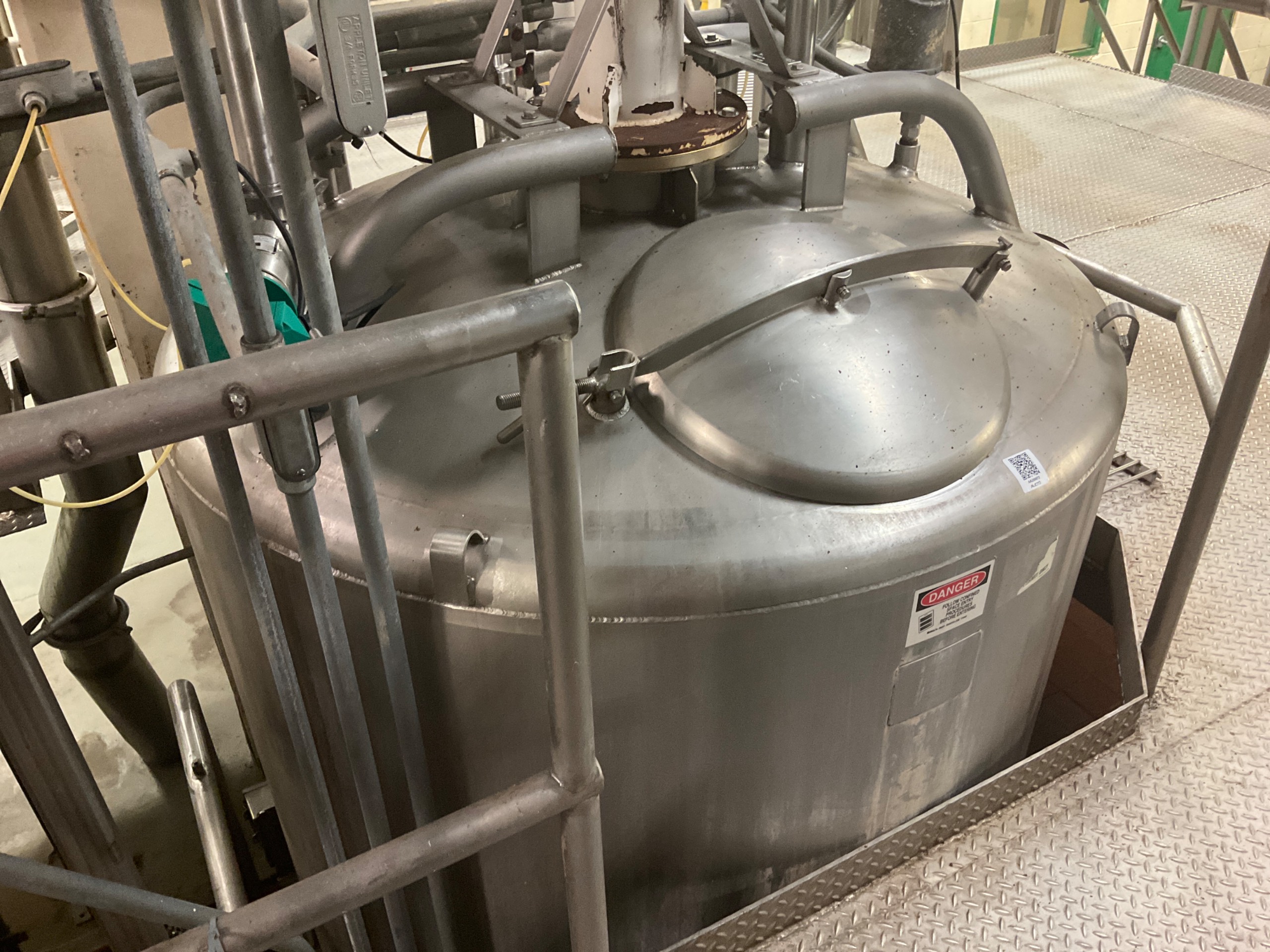1996 SFI 600 GALLON MIX TANK - undefined