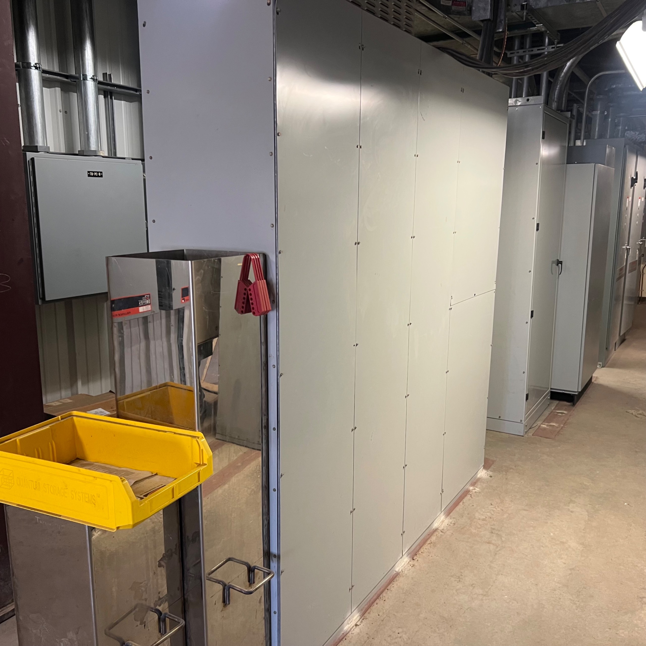 BULK QTY OF SIEMENS MOTOR CONTROL CENTERS - undefined