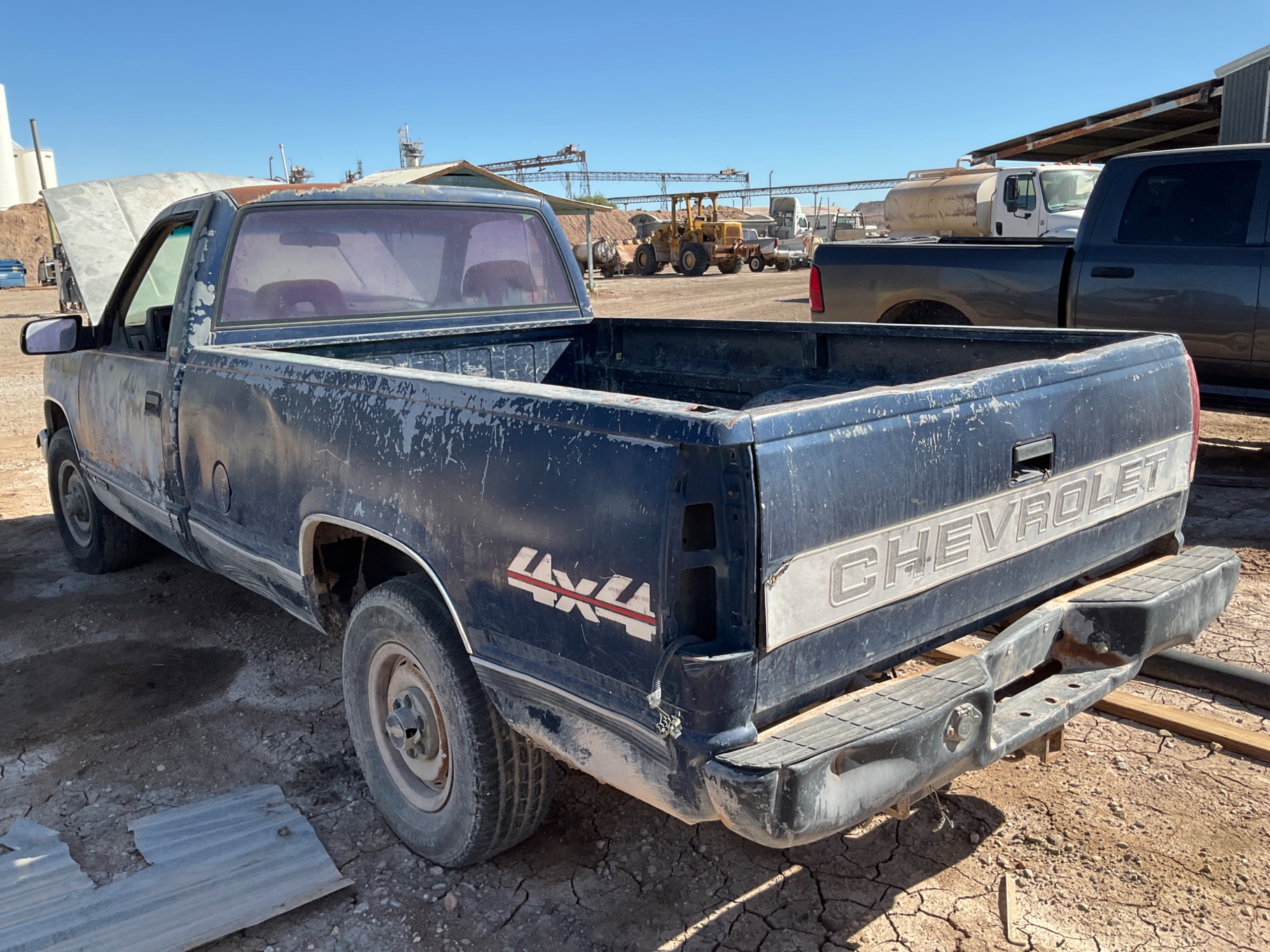 CHEVROLET SILVERADO PICKUP TRUCK - undefined
