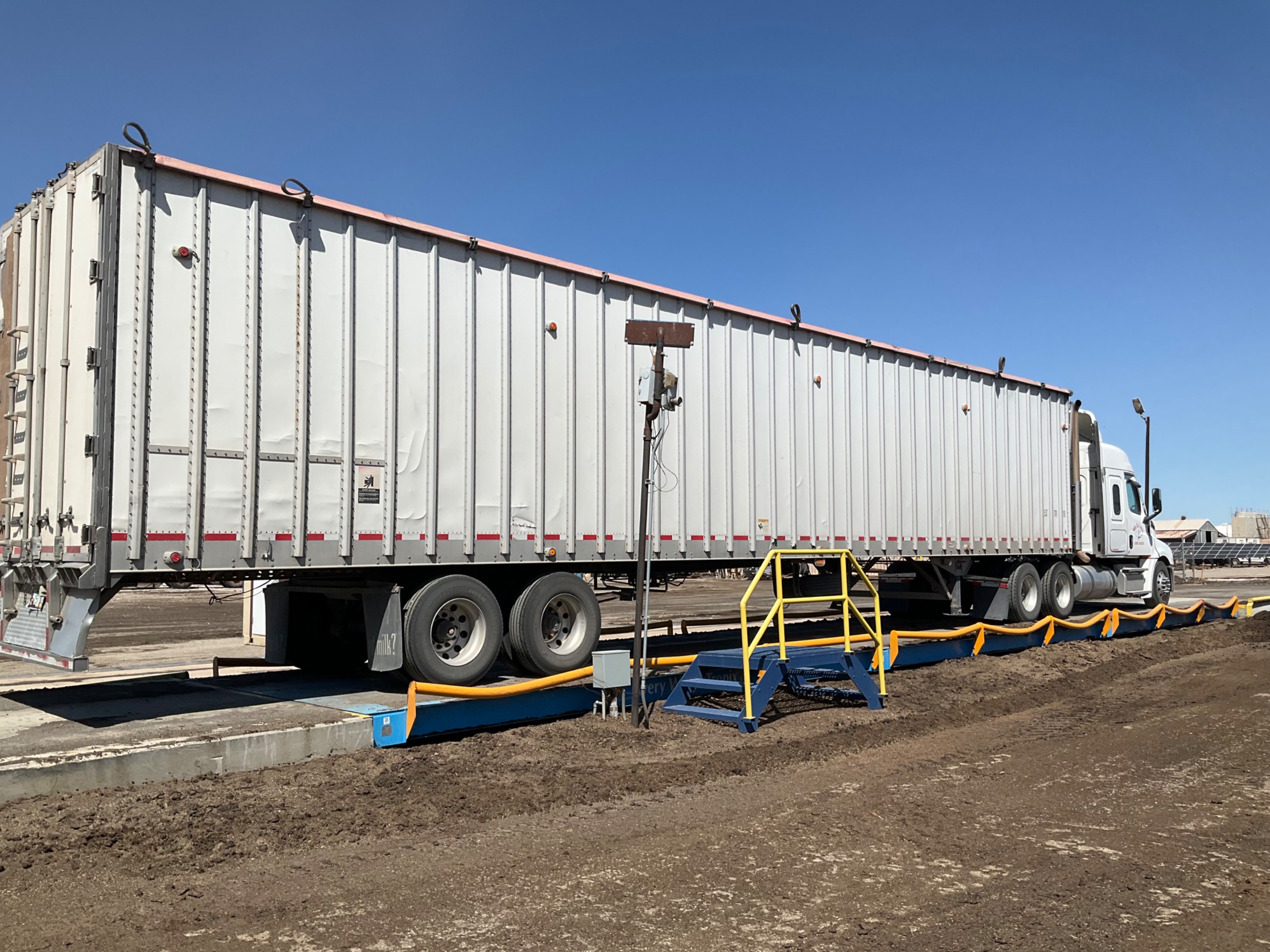 AVERY WEIGH-TRONIX BMS 7011-100T J 75 TRUCK SCALE - undefined