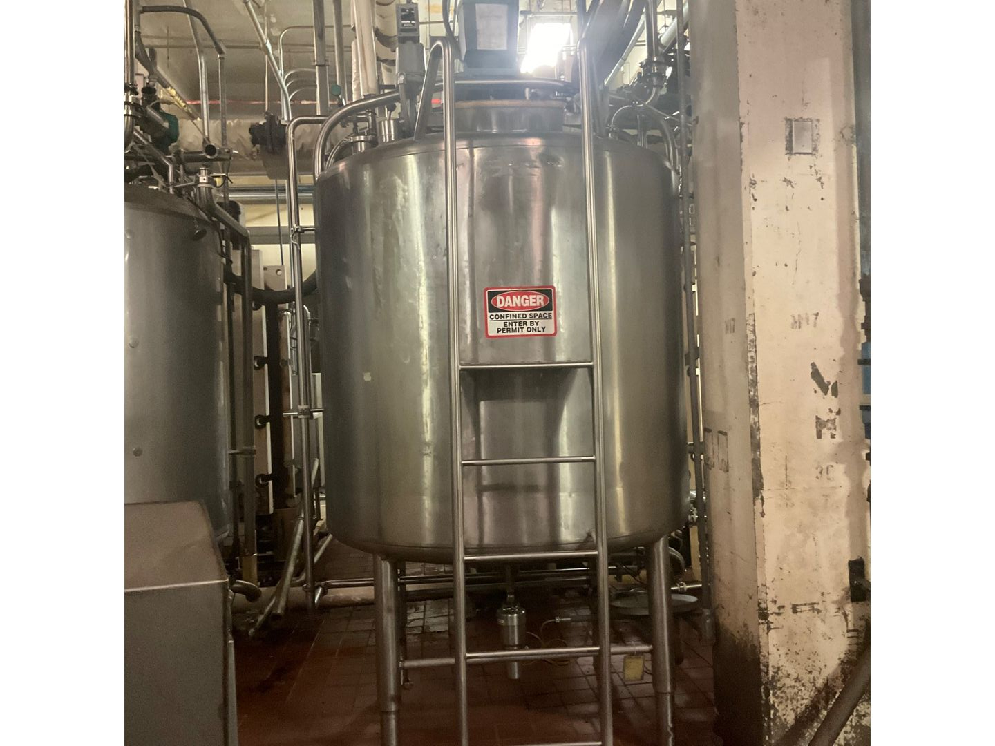 1977 LETSCH CORPORATION MIX TANK - undefined
