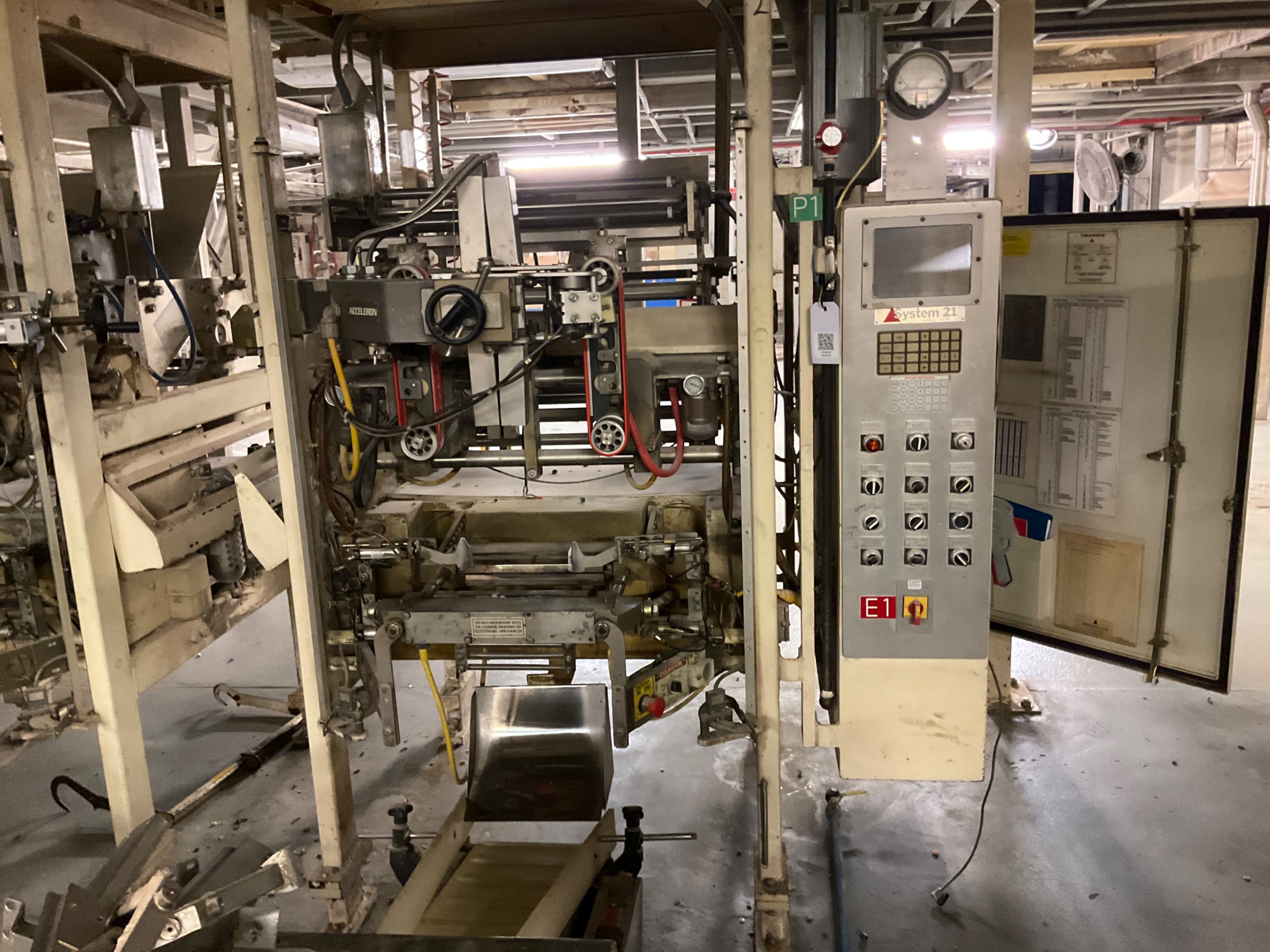 TRIANGLE SB82C/A612H1RNS BAGGER - undefined