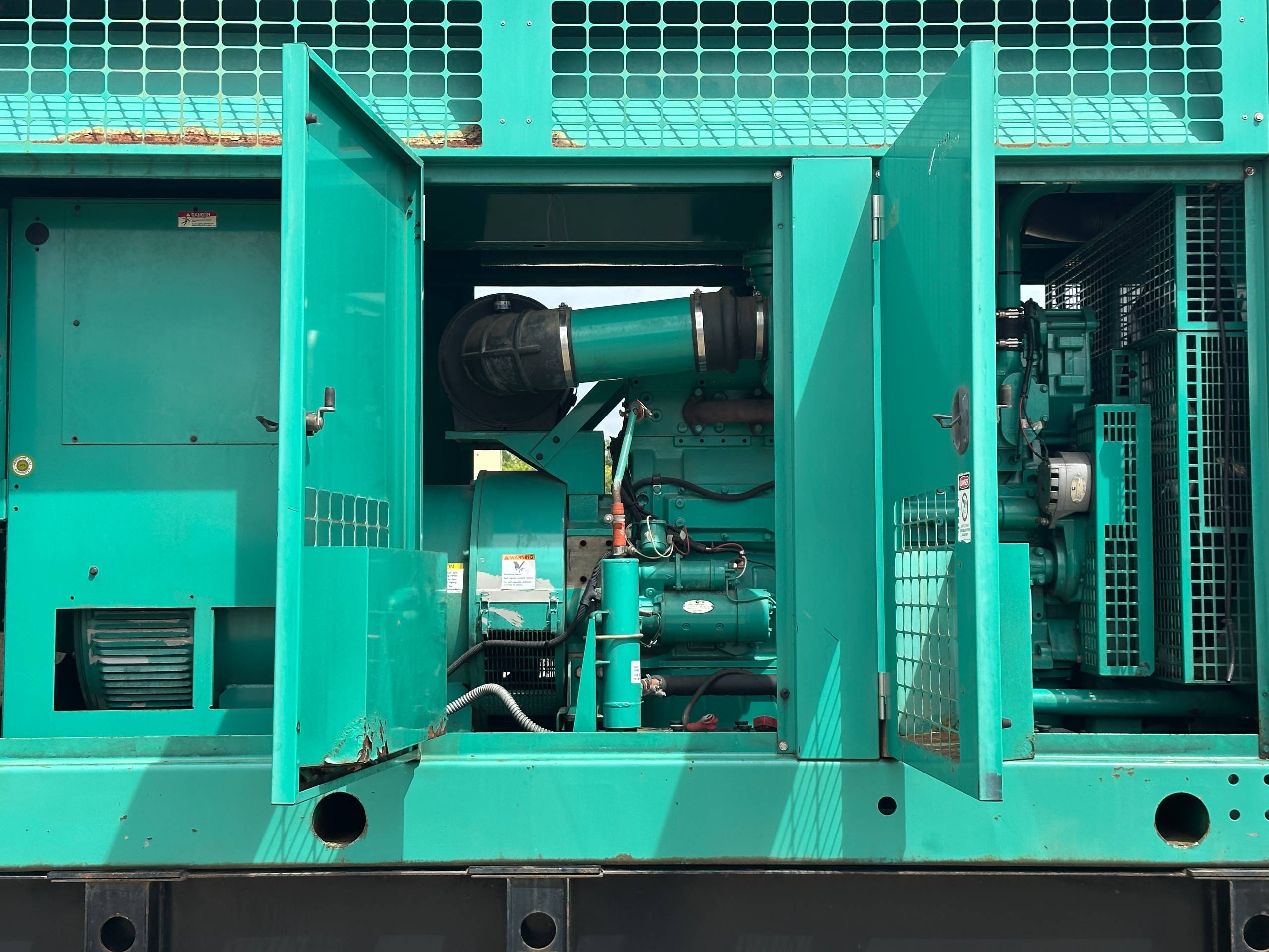 2003 CUMMINS DFEK 500 KW DIESEL GENERATOR - undefined