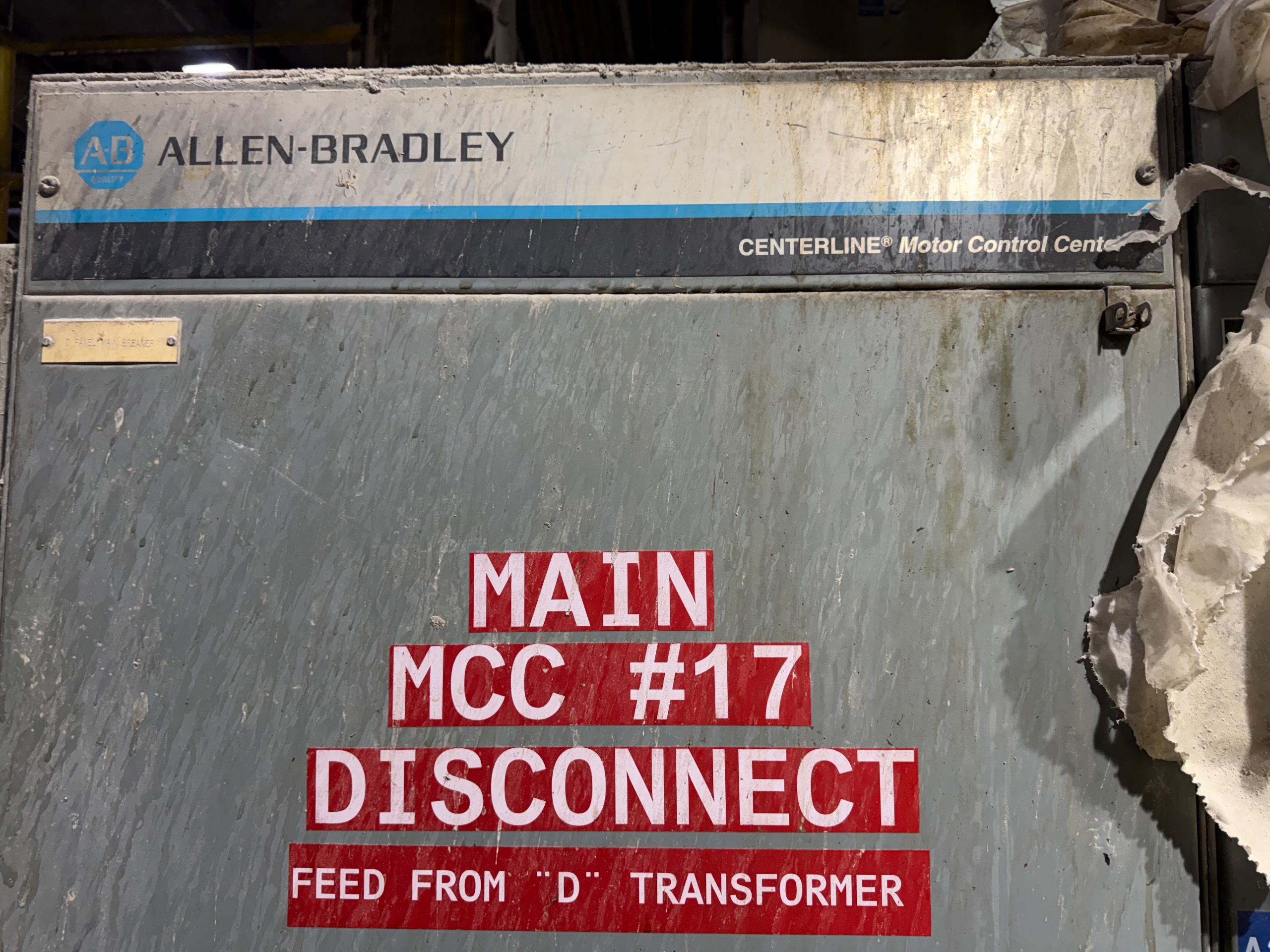 ALLEN BRADLEY CENTRLINE 2100 MOTOR CONTROL CENTER, 10 SECTIONS - undefined