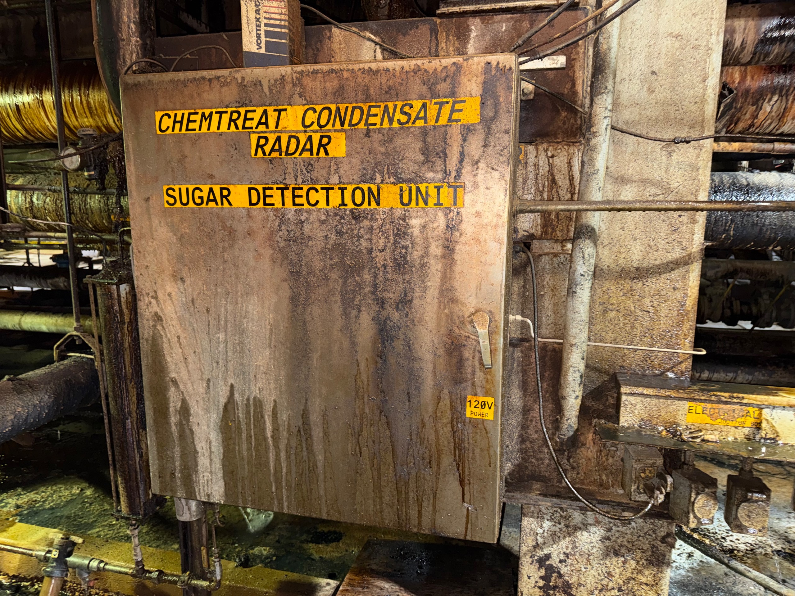 BULK QTY OF INSTRUMENTS THROUGHOUT FIRST FLOOR - undefined