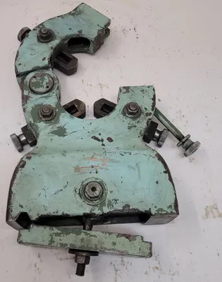 MONARCH STEADY REST FOR LATHE - undefined