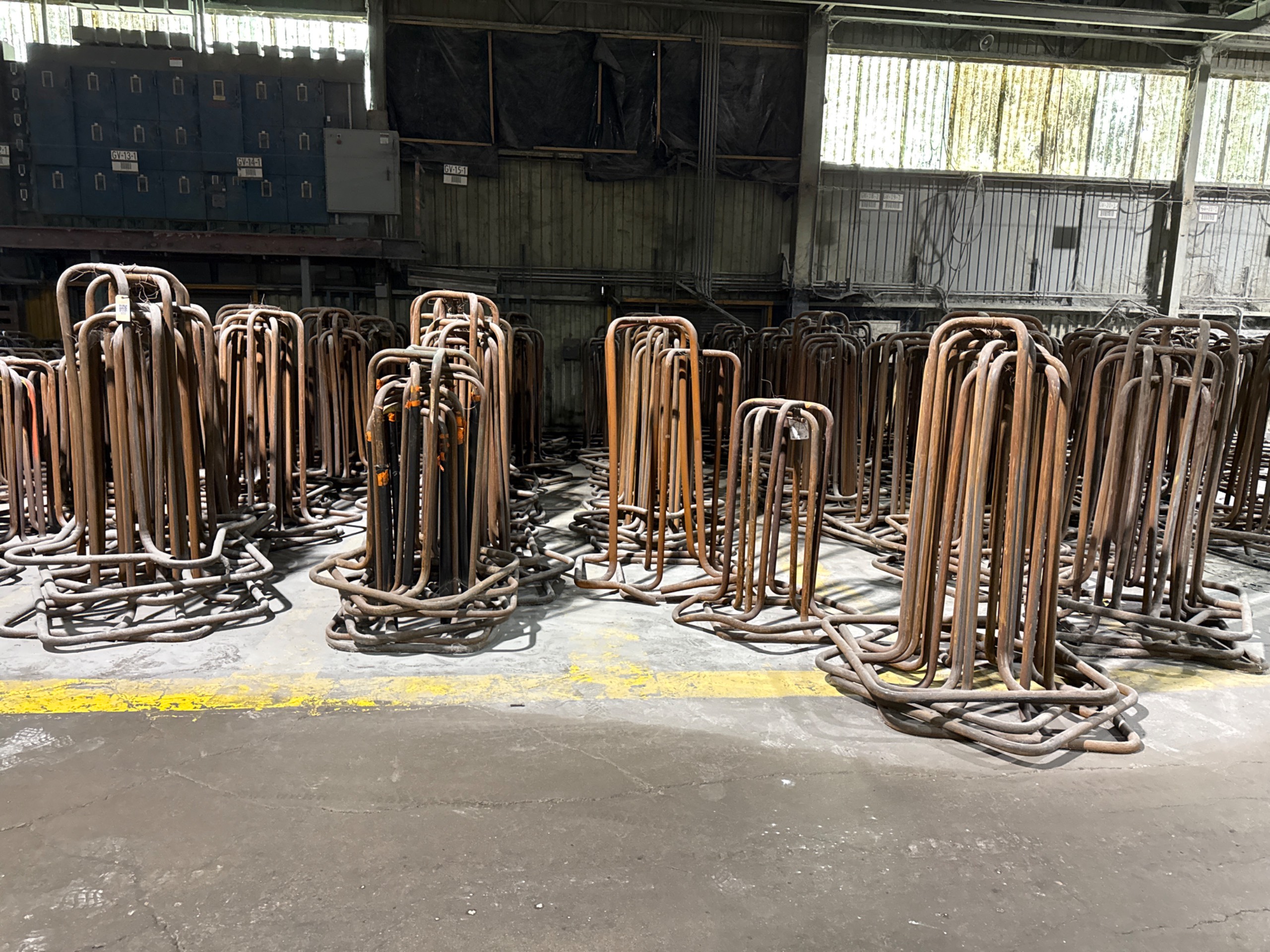 BULK QTY OF WIRE CARRIERS - undefined