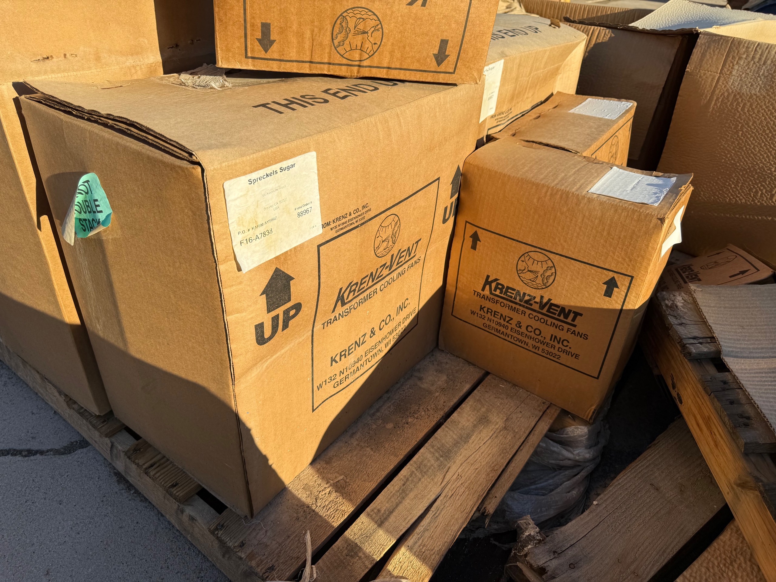 BULK QTY OF INDUSTRIAL PARTS - undefined