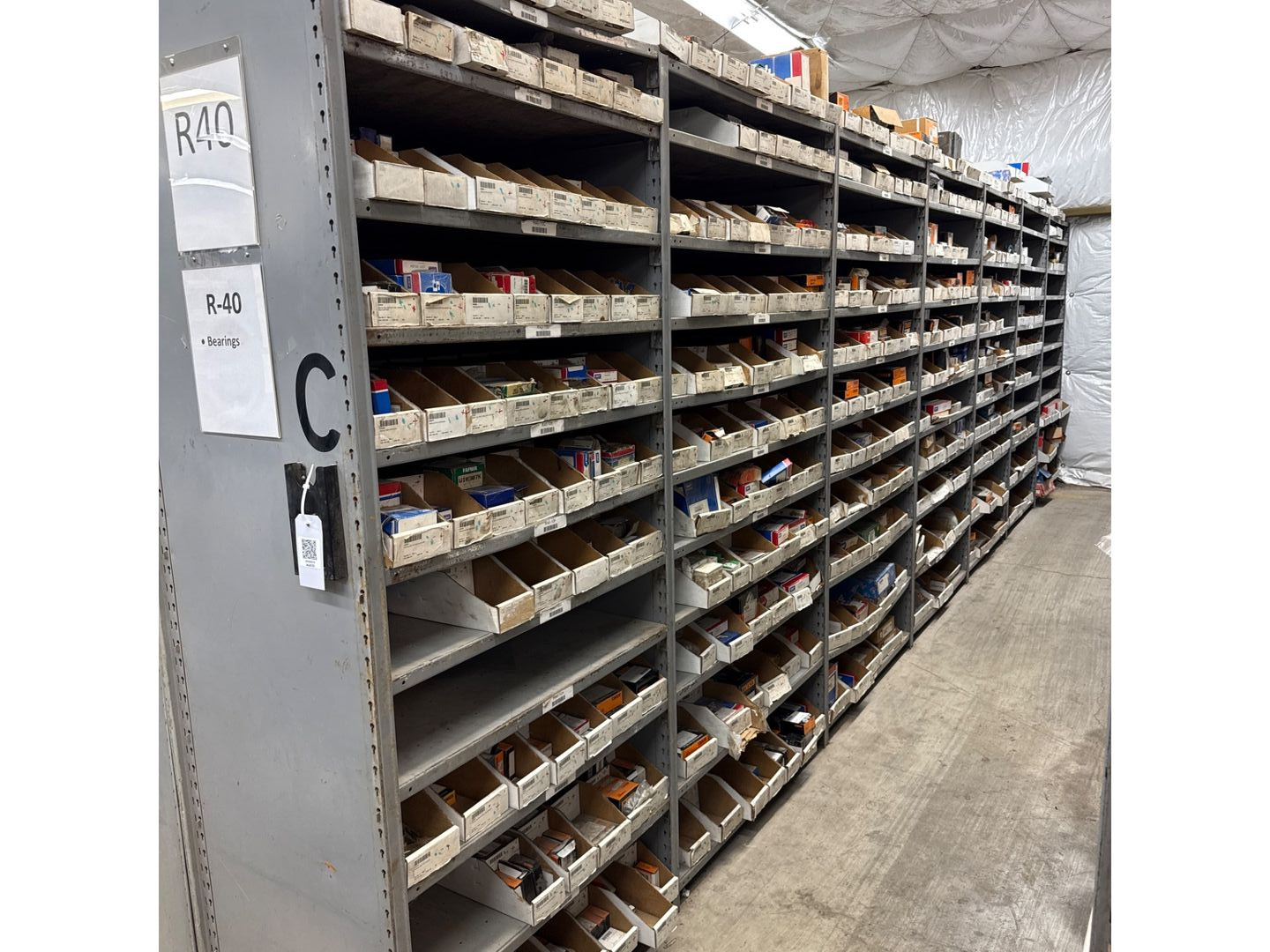 BULK QTY OF BEARINGS - undefined