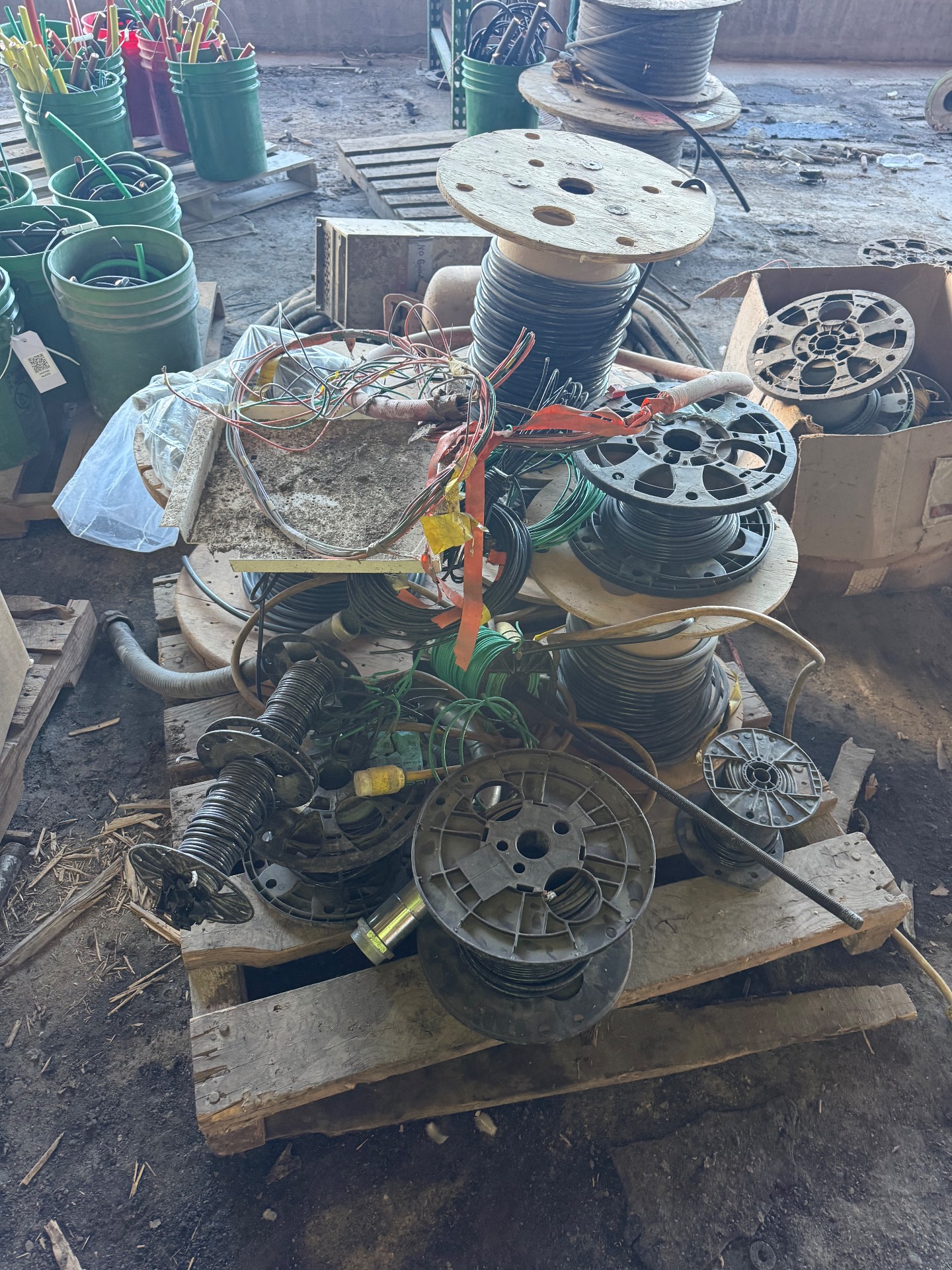 BULK QTY OF WIRE - undefined