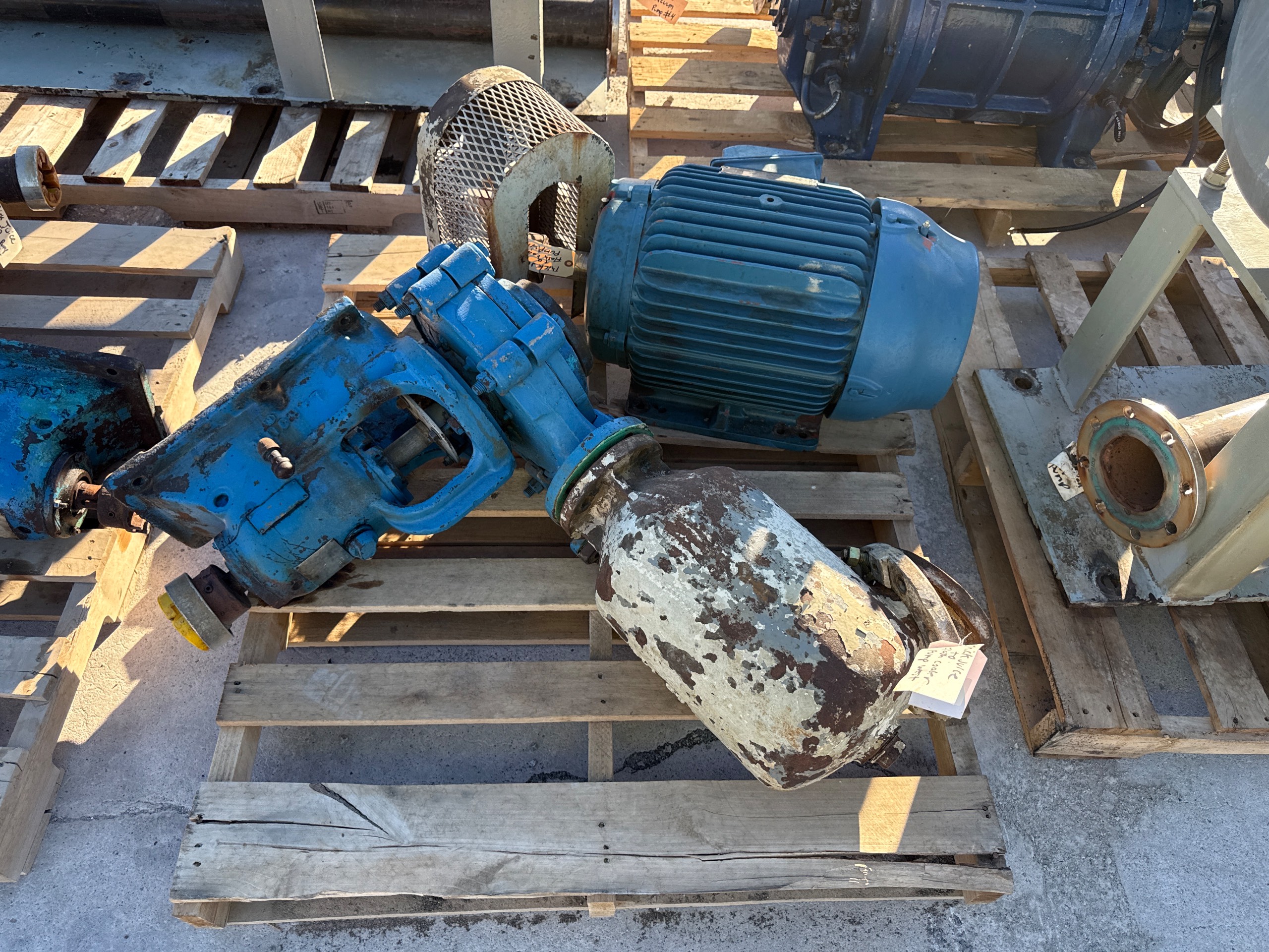 LA BOUR DPL PUMP & 25 HP MOTOR ASSEMBLY - undefined