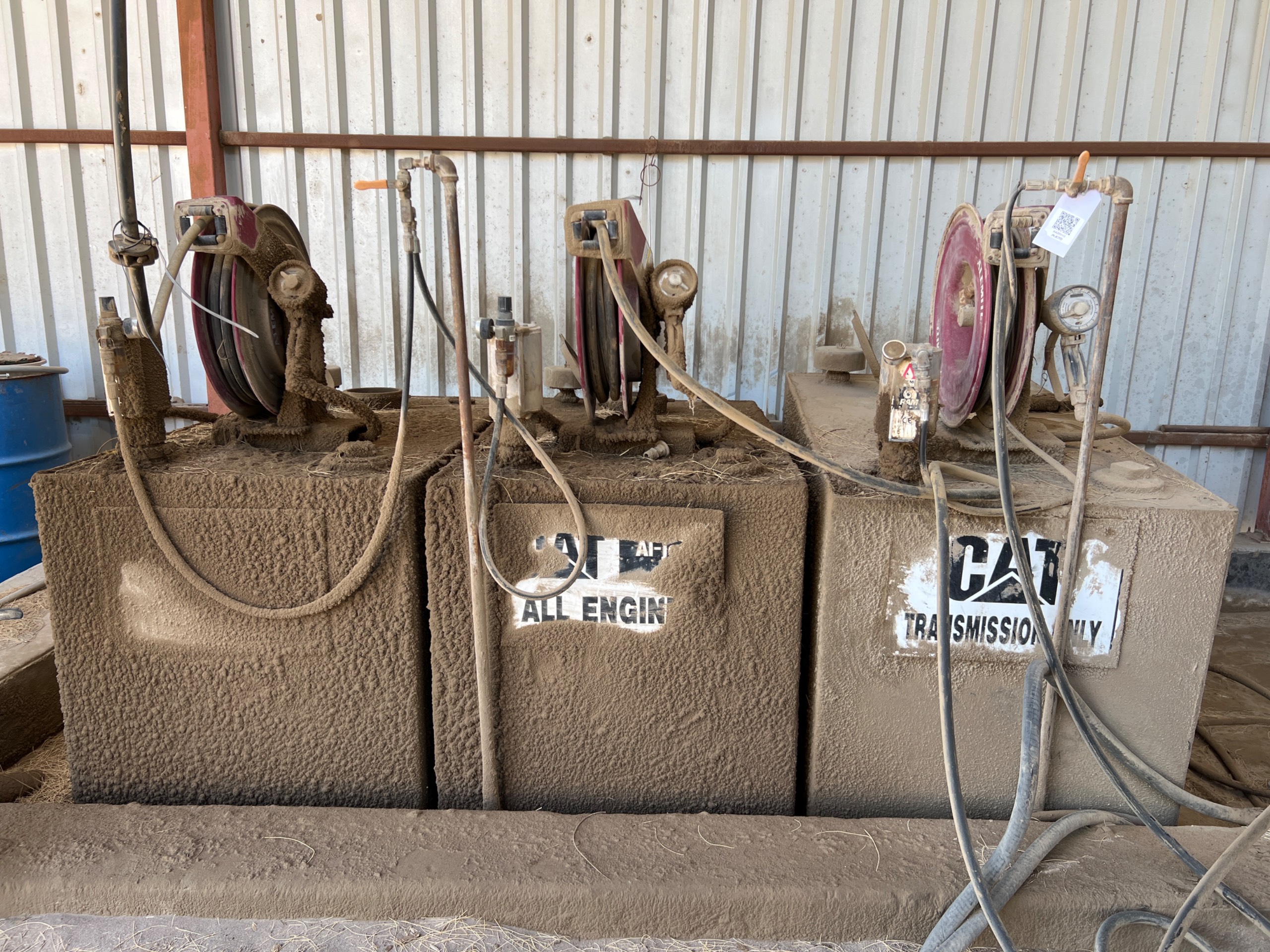 QTY 3: ALEMITE OIL RAM PUMP TANK - undefined