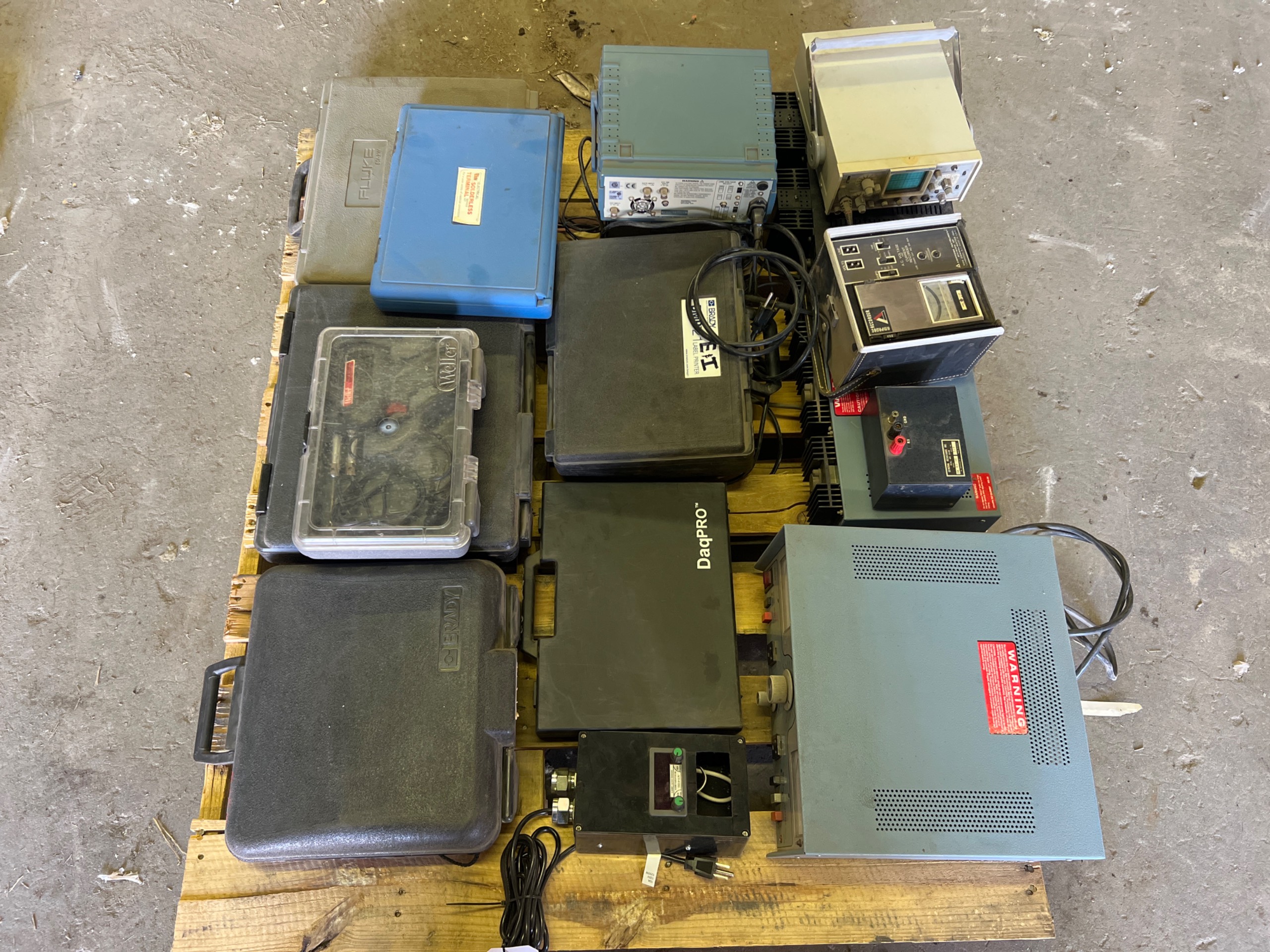 BULK QTY OF TESTING AND MEASURING EQUIPMENT - undefined