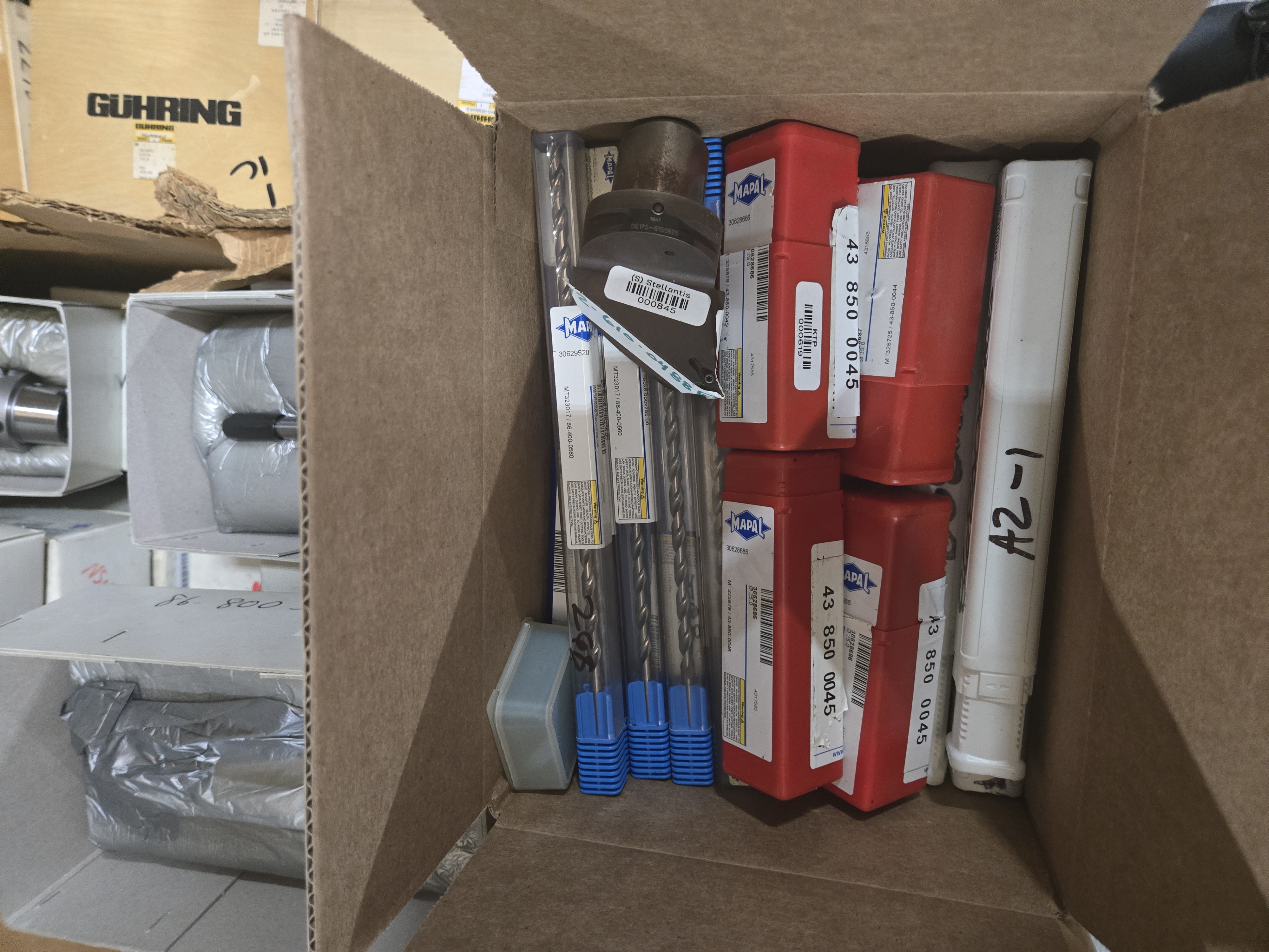 BULK QTY OF ASSORTED TOOLING - undefined