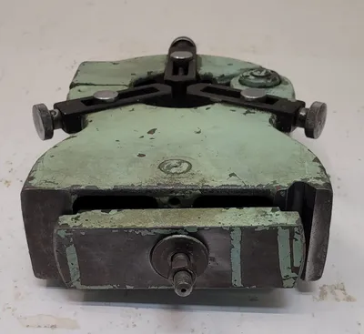 MONARCH STEADY REST FOR LATHE - undefined