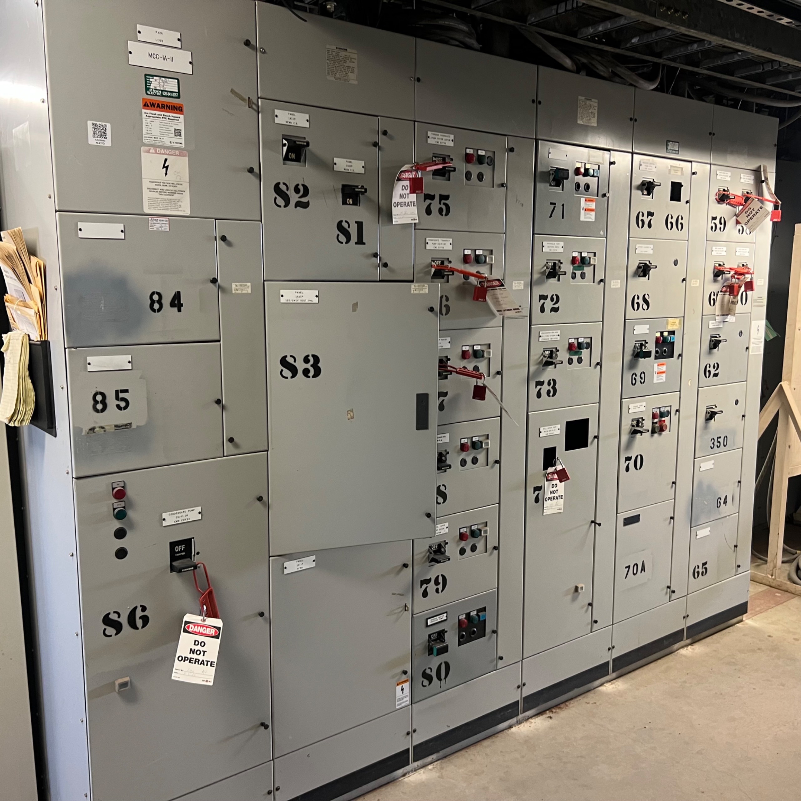 BULK QTY OF SIEMENS MOTOR CONTROL CENTERS - undefined