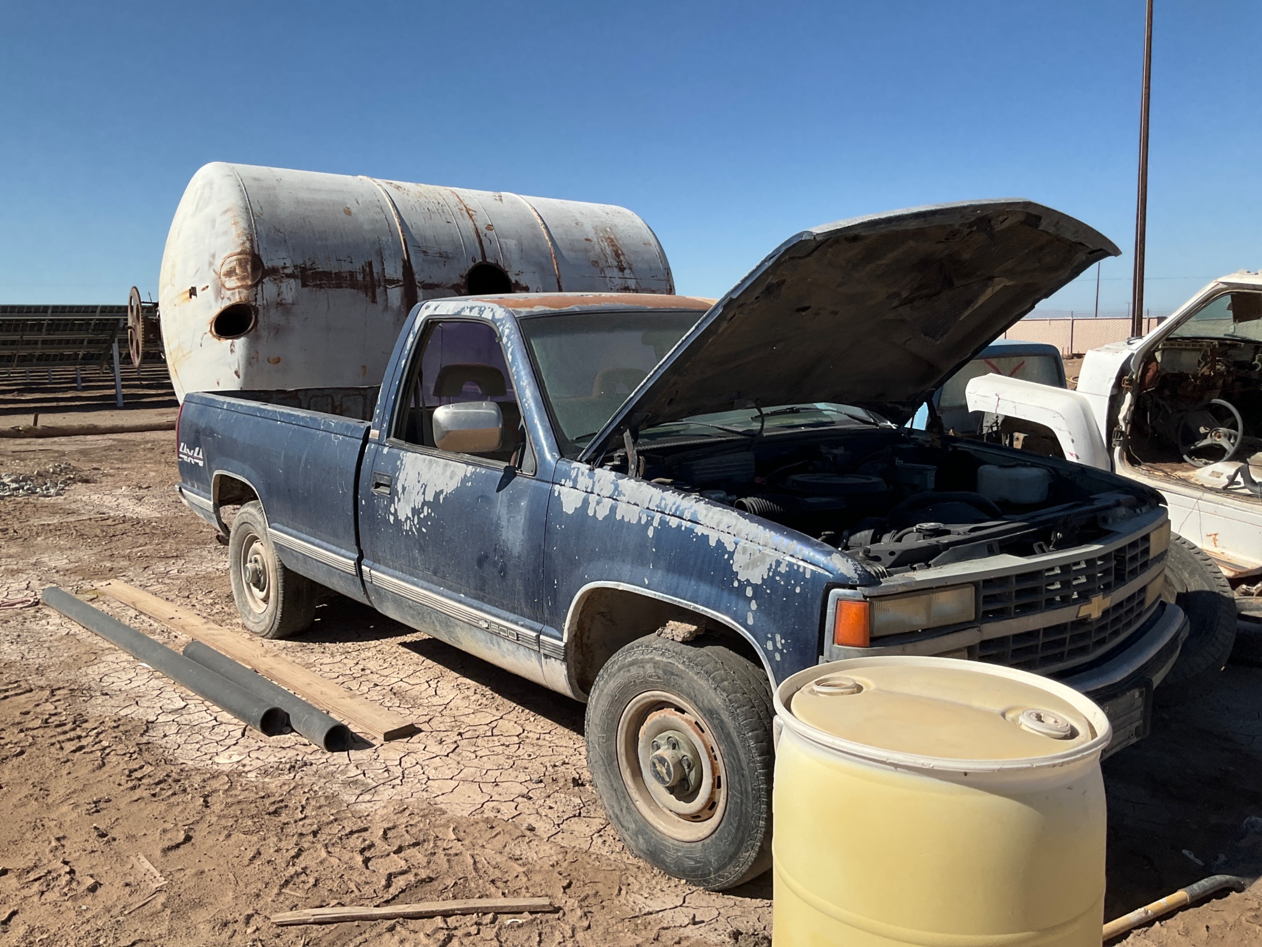 CHEVROLET SILVERADO PICKUP TRUCK - undefined