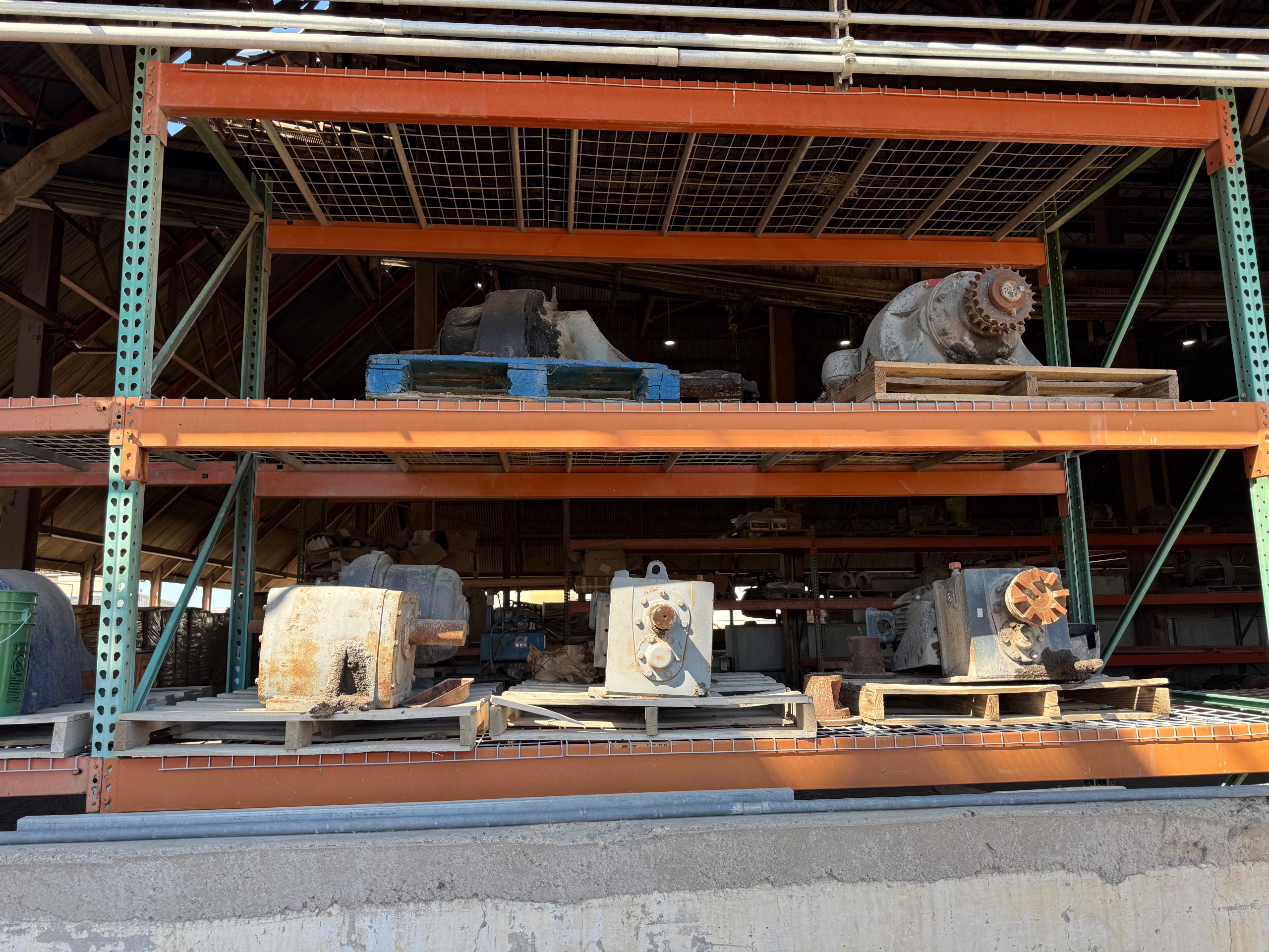 BULK QTY OF GEAR REDUCERS - undefined