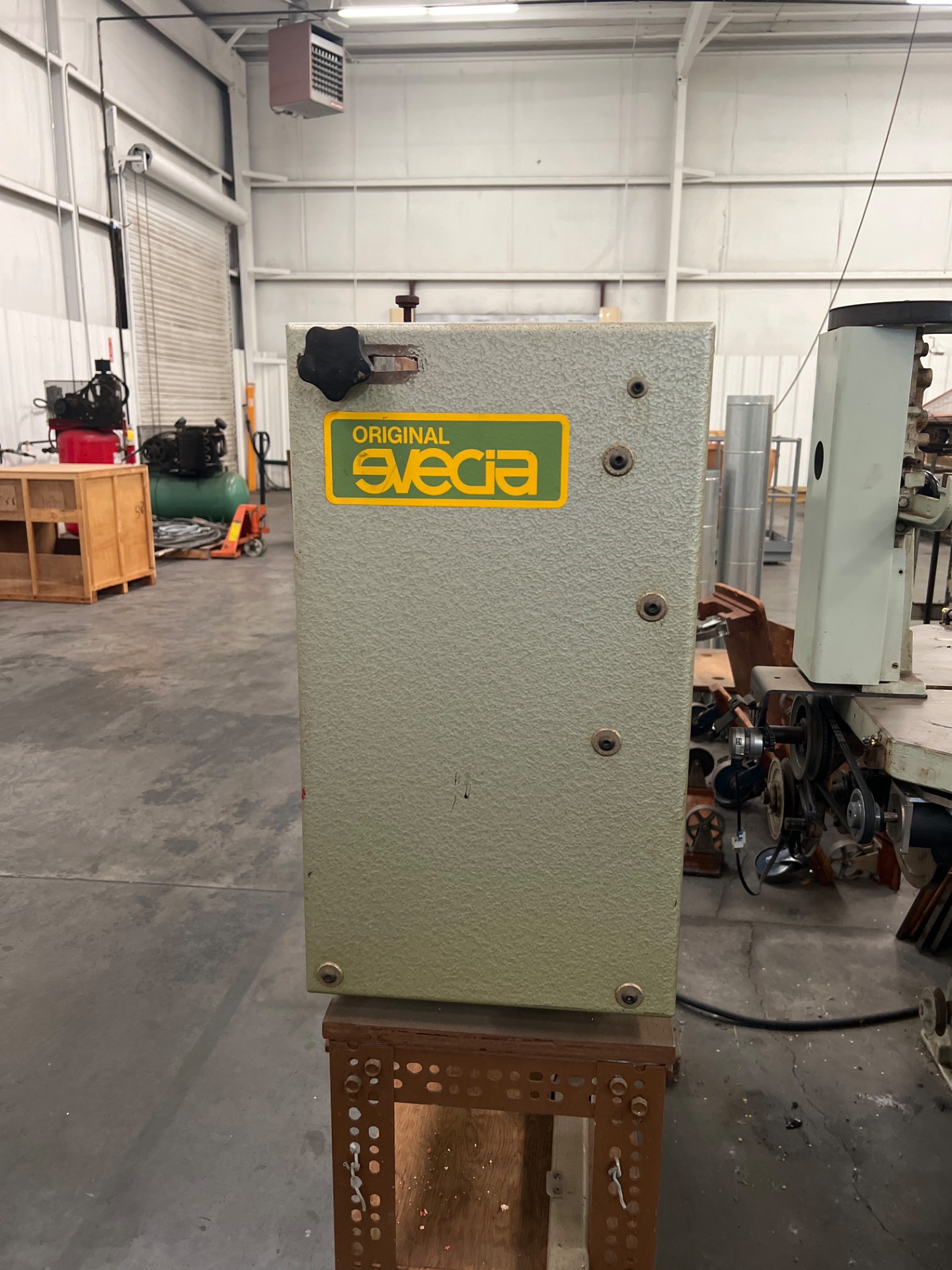 SVECIA 1350M SQUEEGEE SHARPNER - undefined