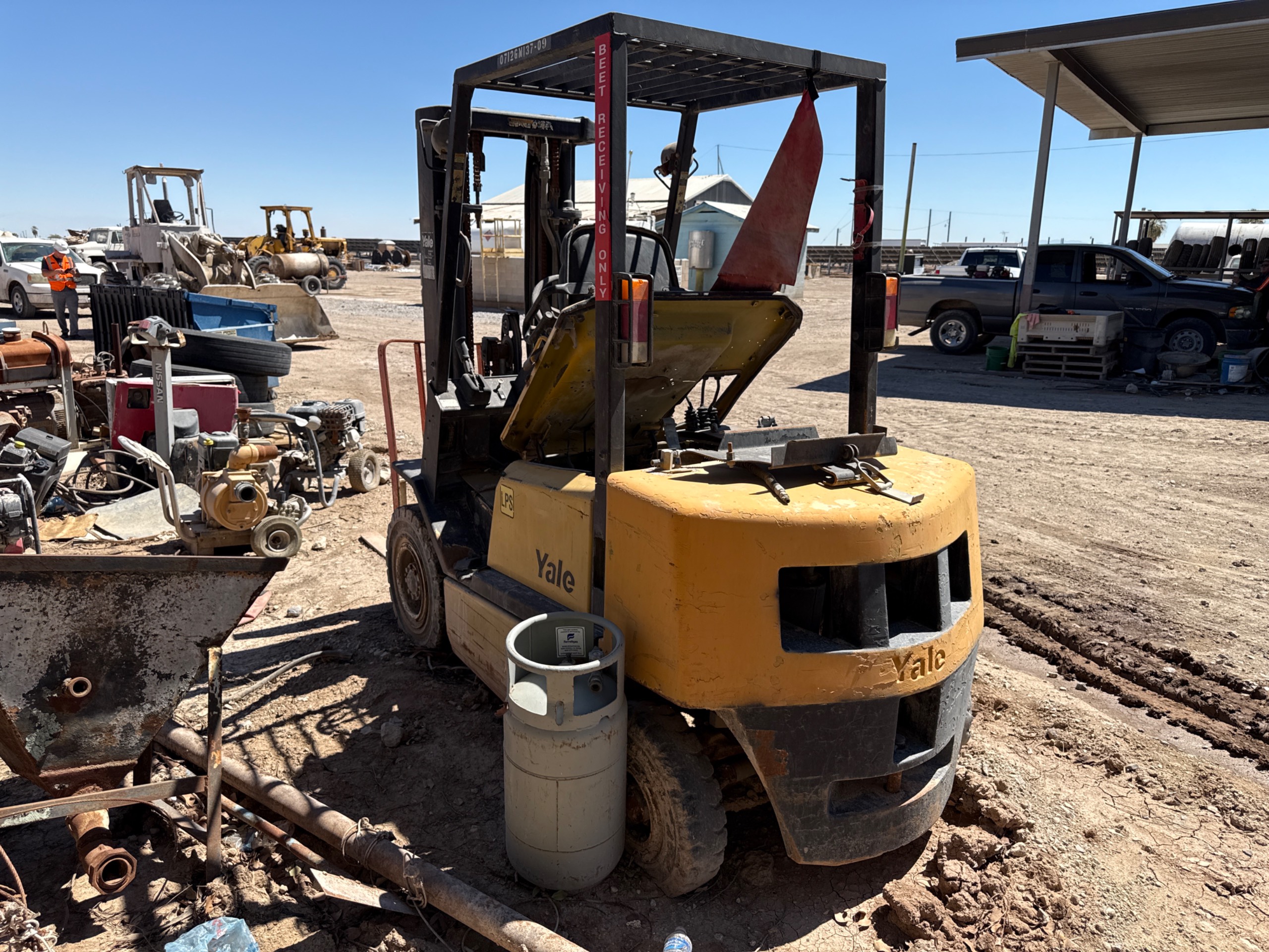 YALE SIT-DOWN FORKLIFT - undefined
