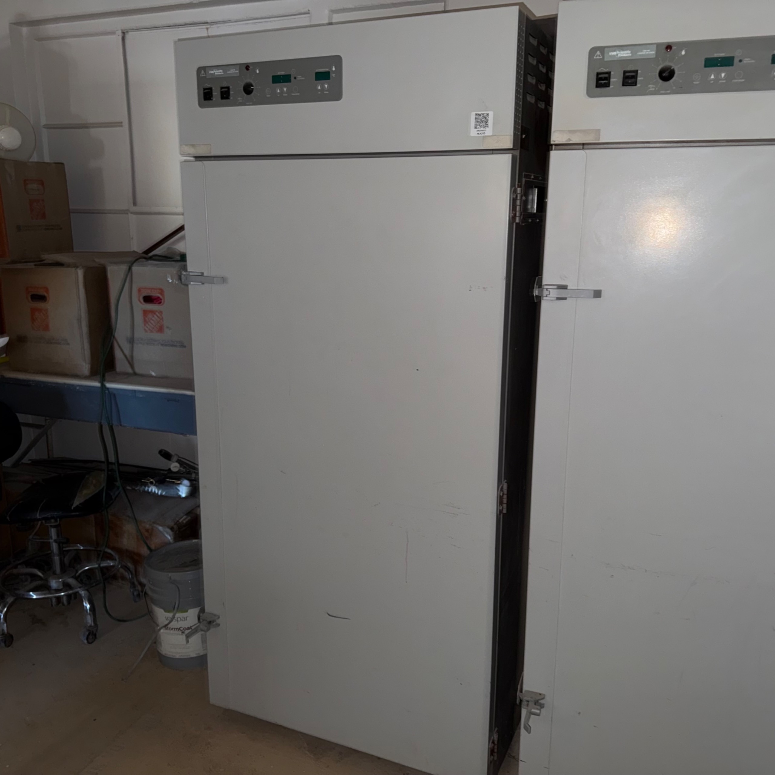 VWR SCIENTIFIC PRODUCTS 1390 FM FORCED AIR OVEN - undefined