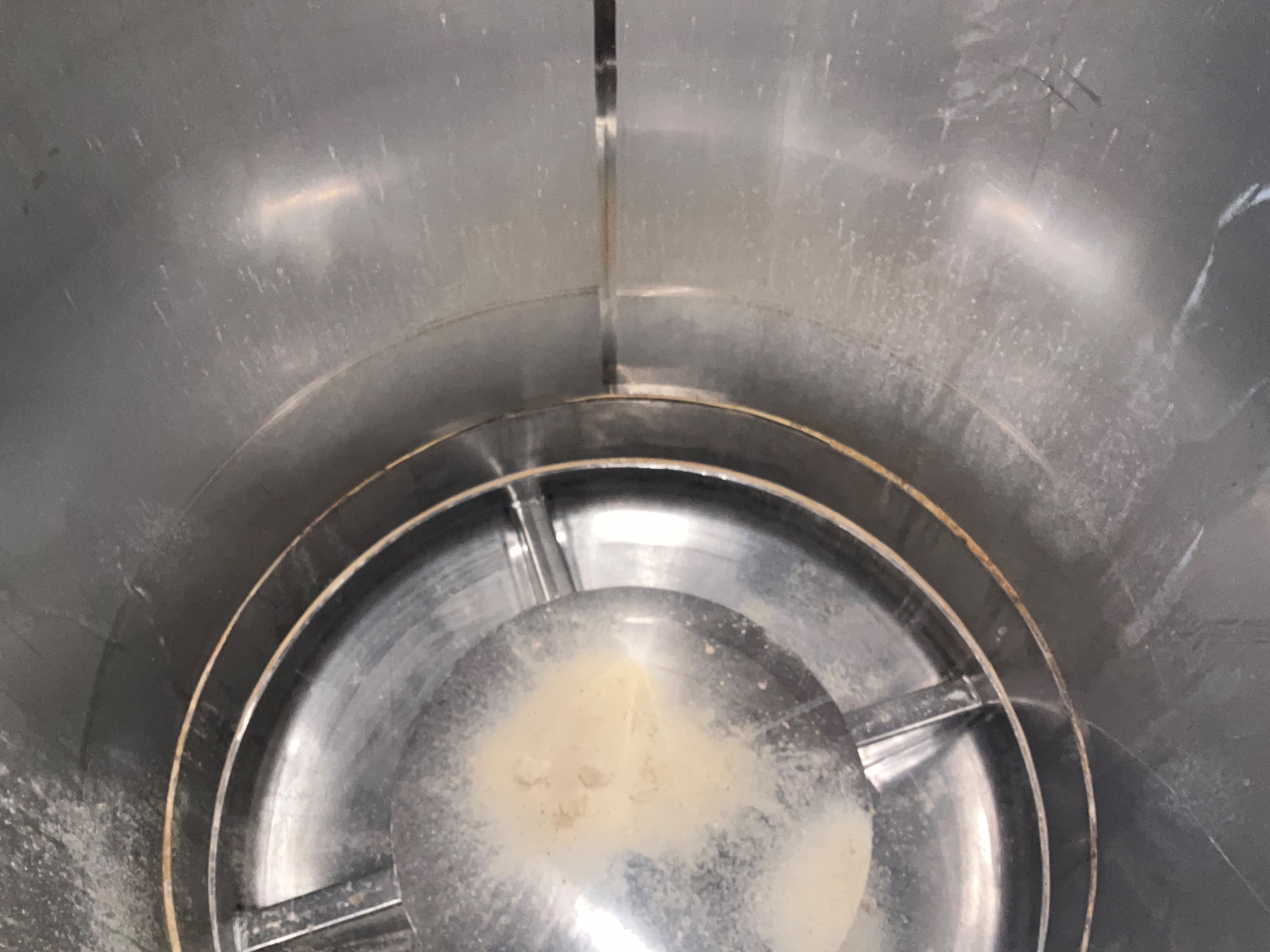 VIBRA SCREW INCORPARETED VIBRATORY STORAGE TANK - undefined