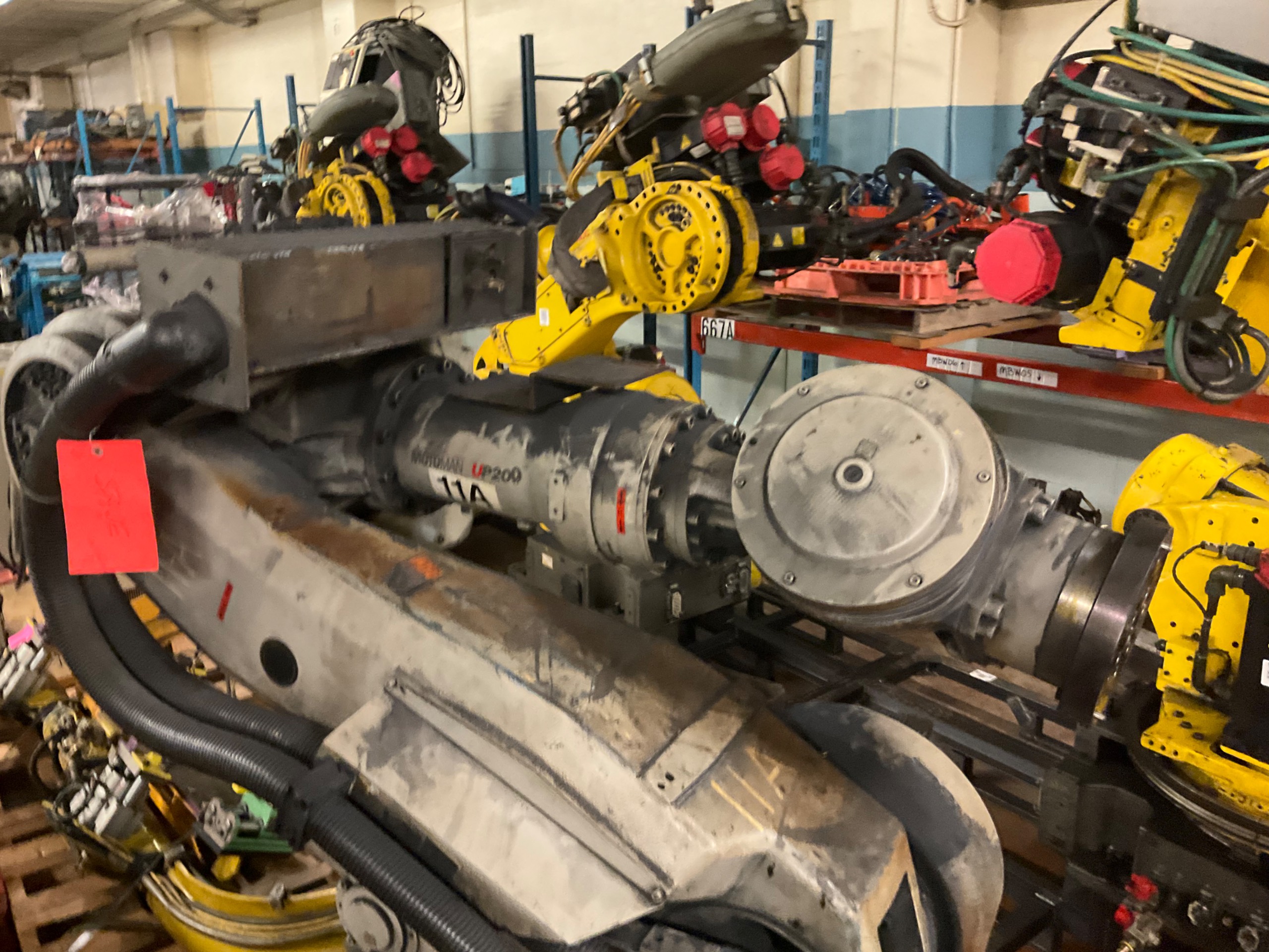 YASKAWA MOTOMAN-UP200 ARTICULATED ROBOT - undefined