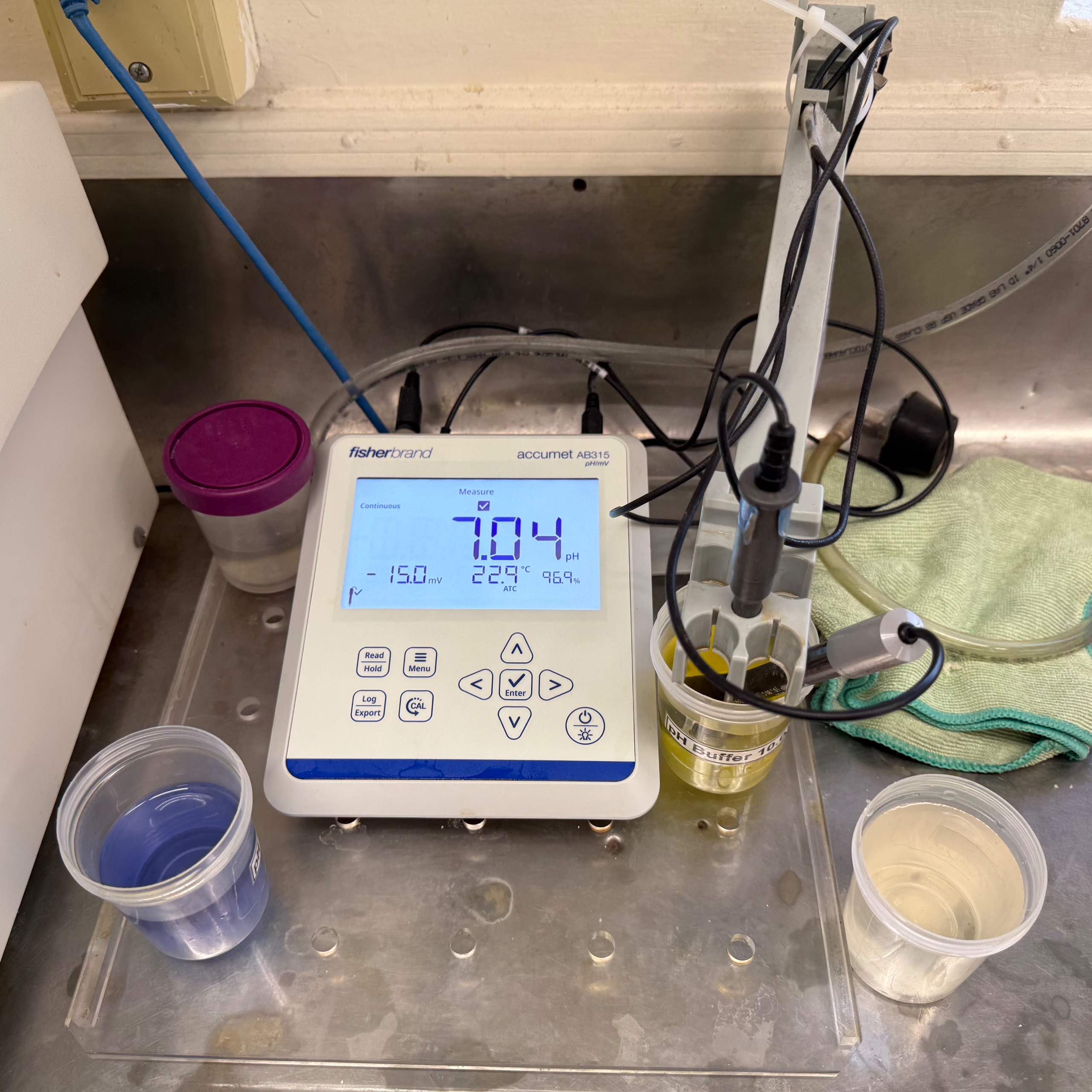 FISHERBRAND ACCUMET AB315 PH/MV BENCHTOP METER - undefined