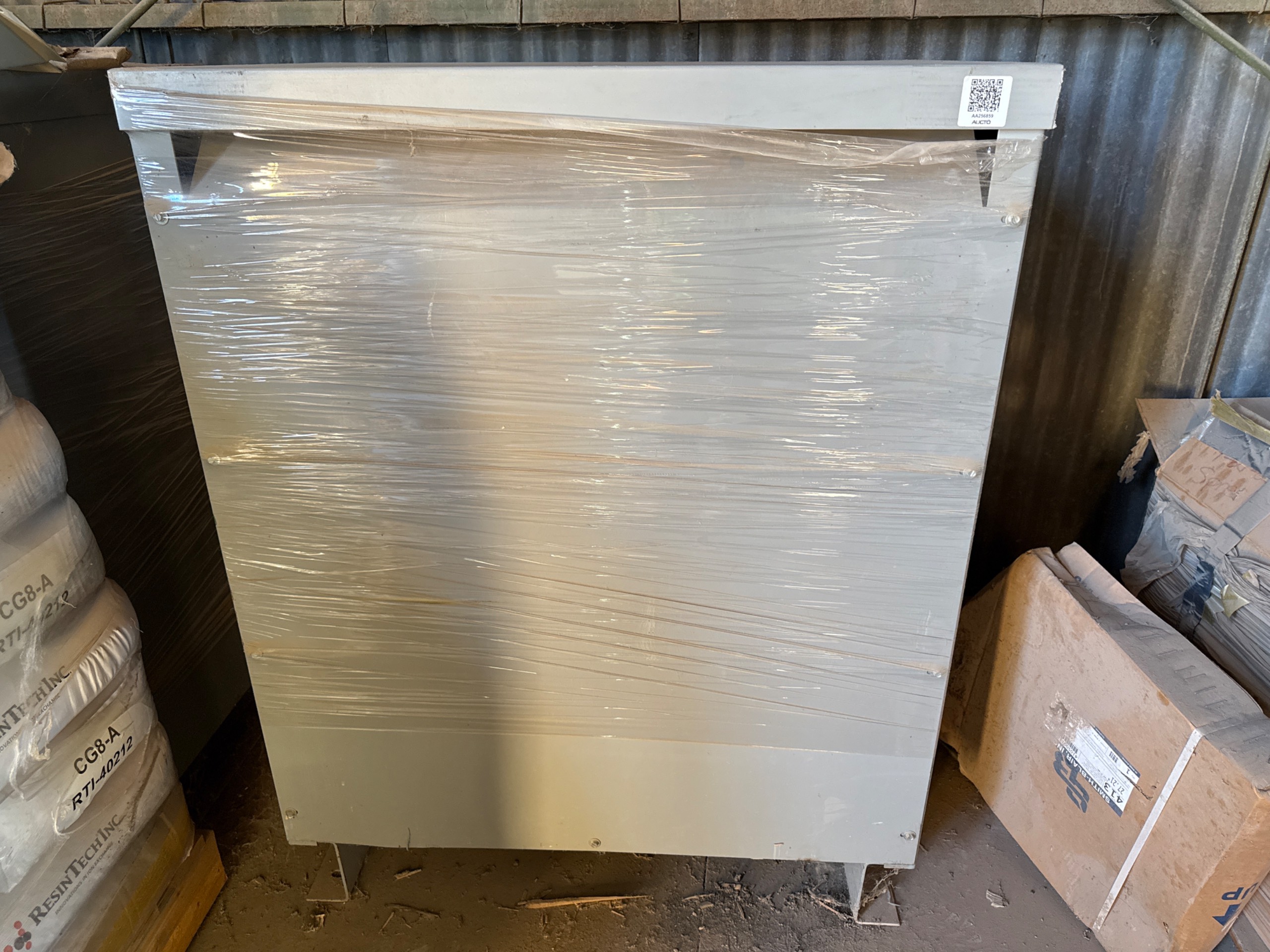 MGM TRANSFORMER COMPANY HT300A3K2SH DRY TYPE TRANSFORMER - undefined