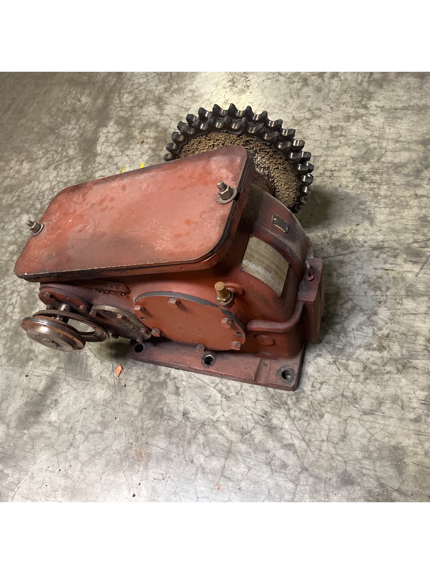 ALTEN ADG-45B-2M-11 ENCLOSED GEAR DRIVE - undefined