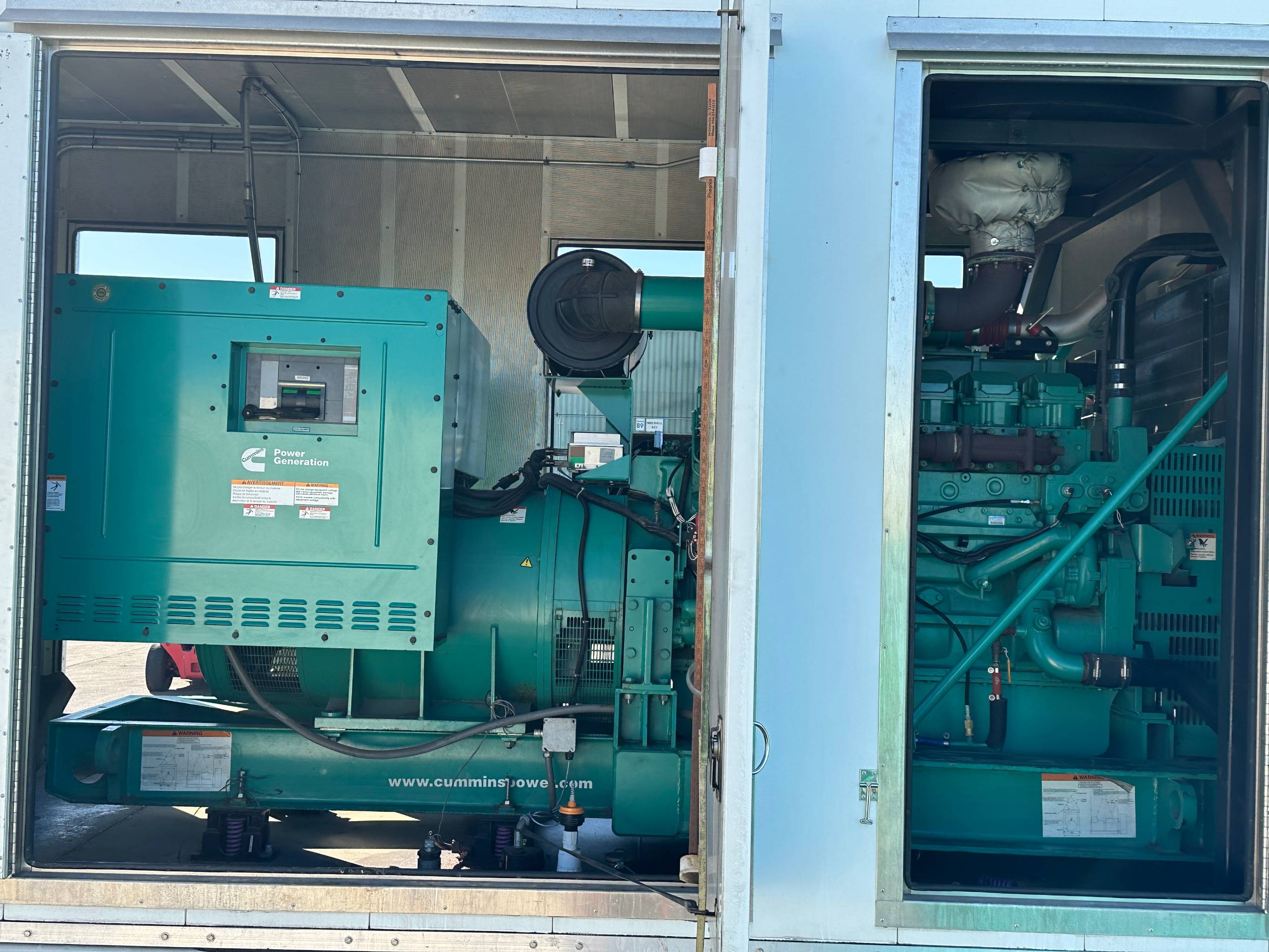 2012 CUMMINS DQCB 750 KW DIESEL GENERATOR - undefined