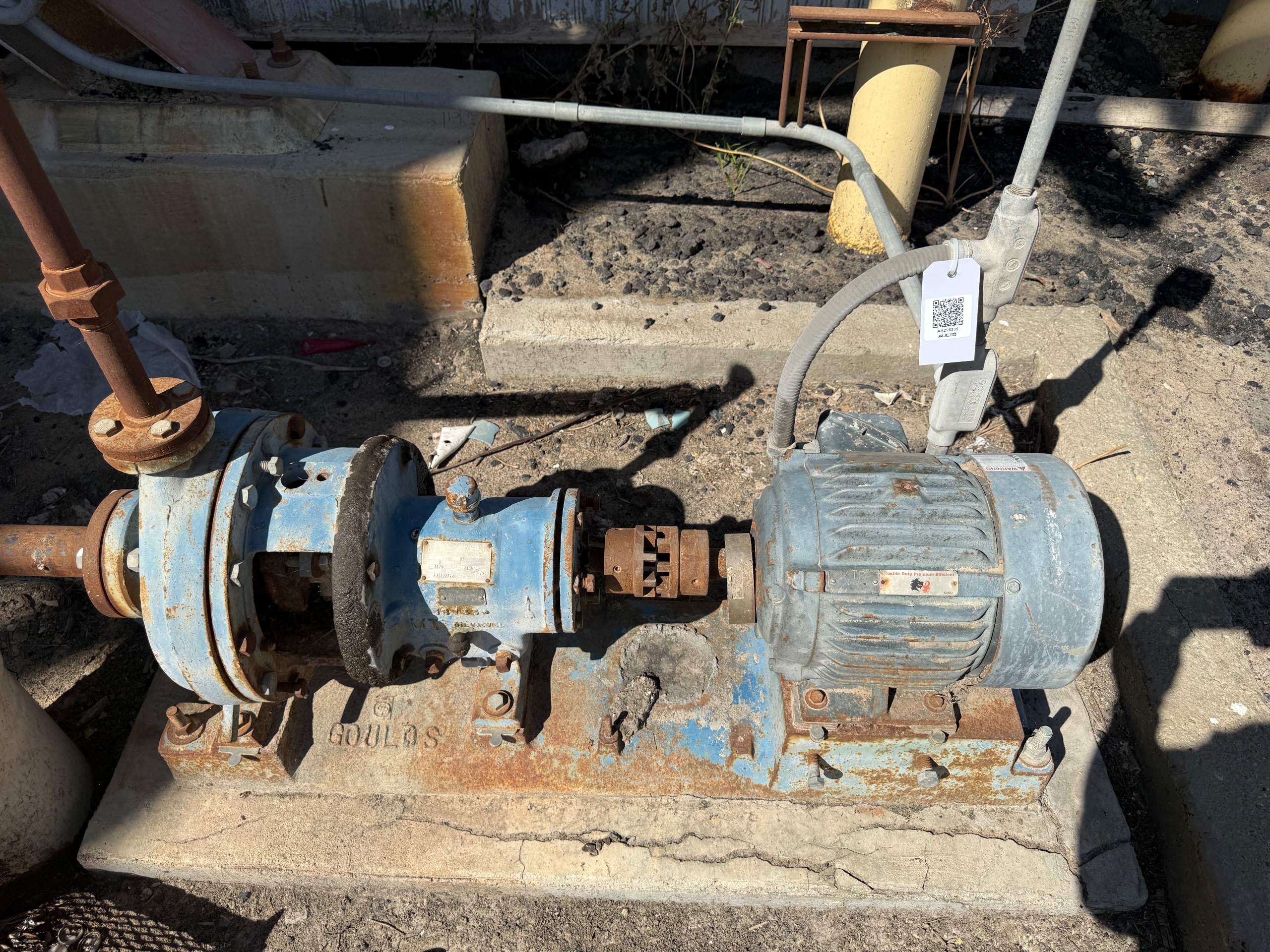GOULDS 3196 PUMP & 7.5 HP MOTOR ASSEMBLY - undefined