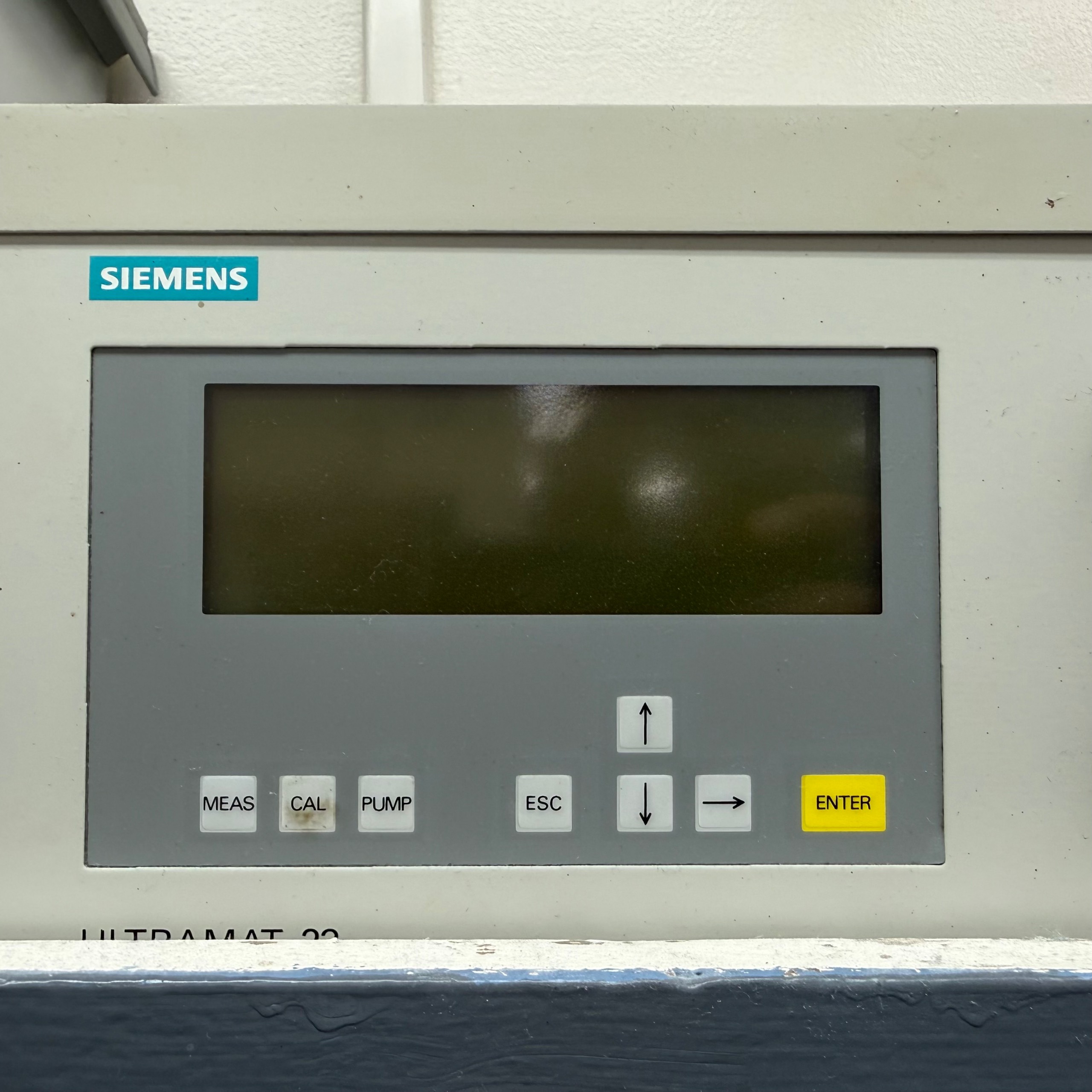SIEMENS ULTRAMAT 23 GAS ANALYZER - undefined