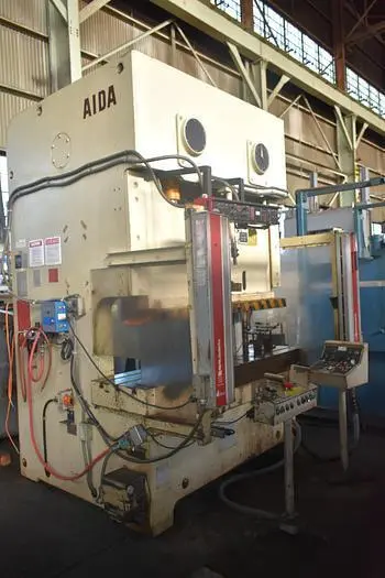 AIDA NC2-110(1) PRESS 121T 4.33IN STROKE 59,100SPM 15HP 74INX20.4IN BED - undefined