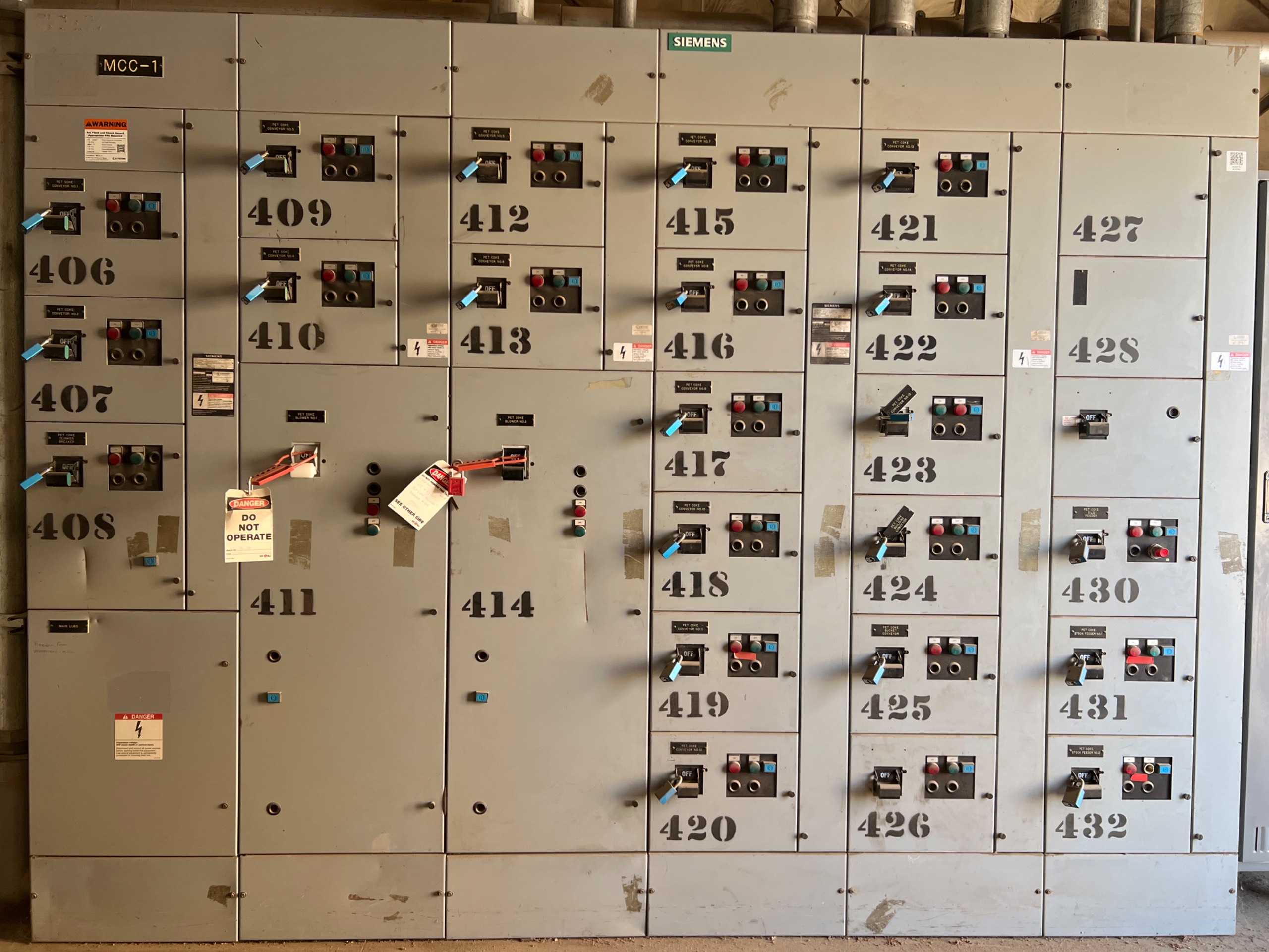 BULK QTY OF SIEMENS 95 MCC - undefined