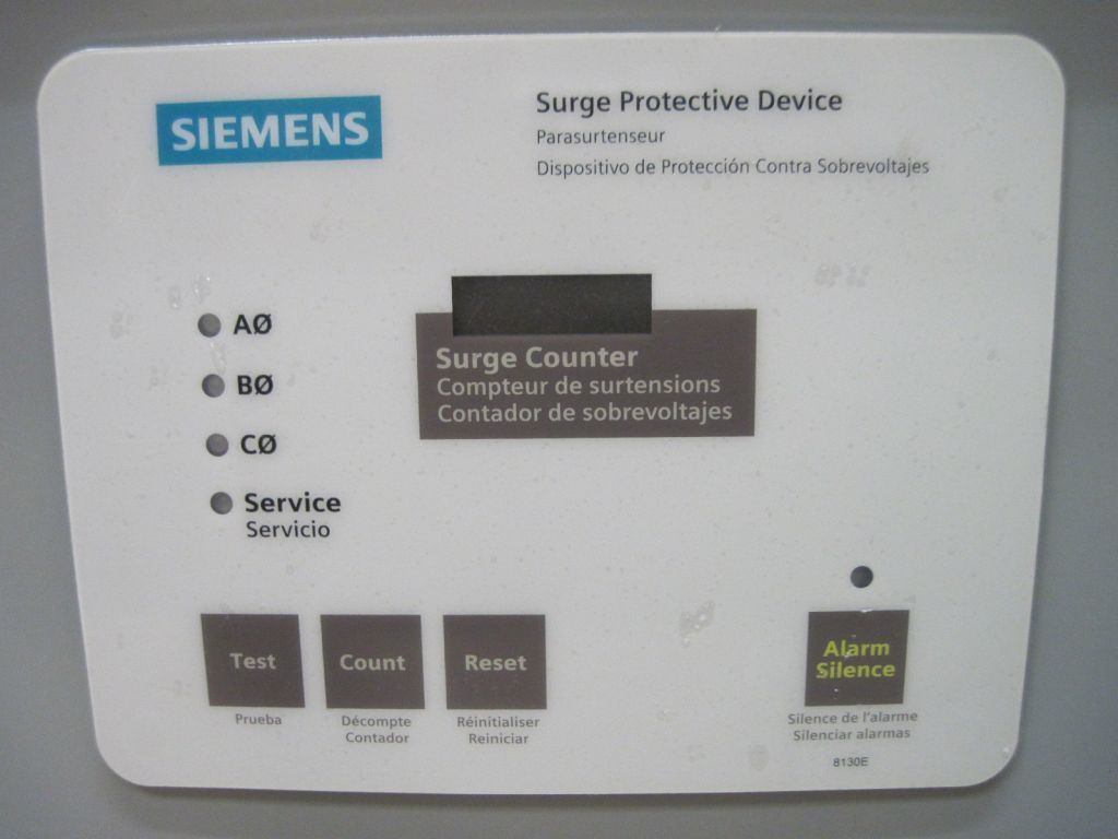 2017 SIEMENS TPS3C12200X02 SURGE PROTECTION DEVICE - undefined